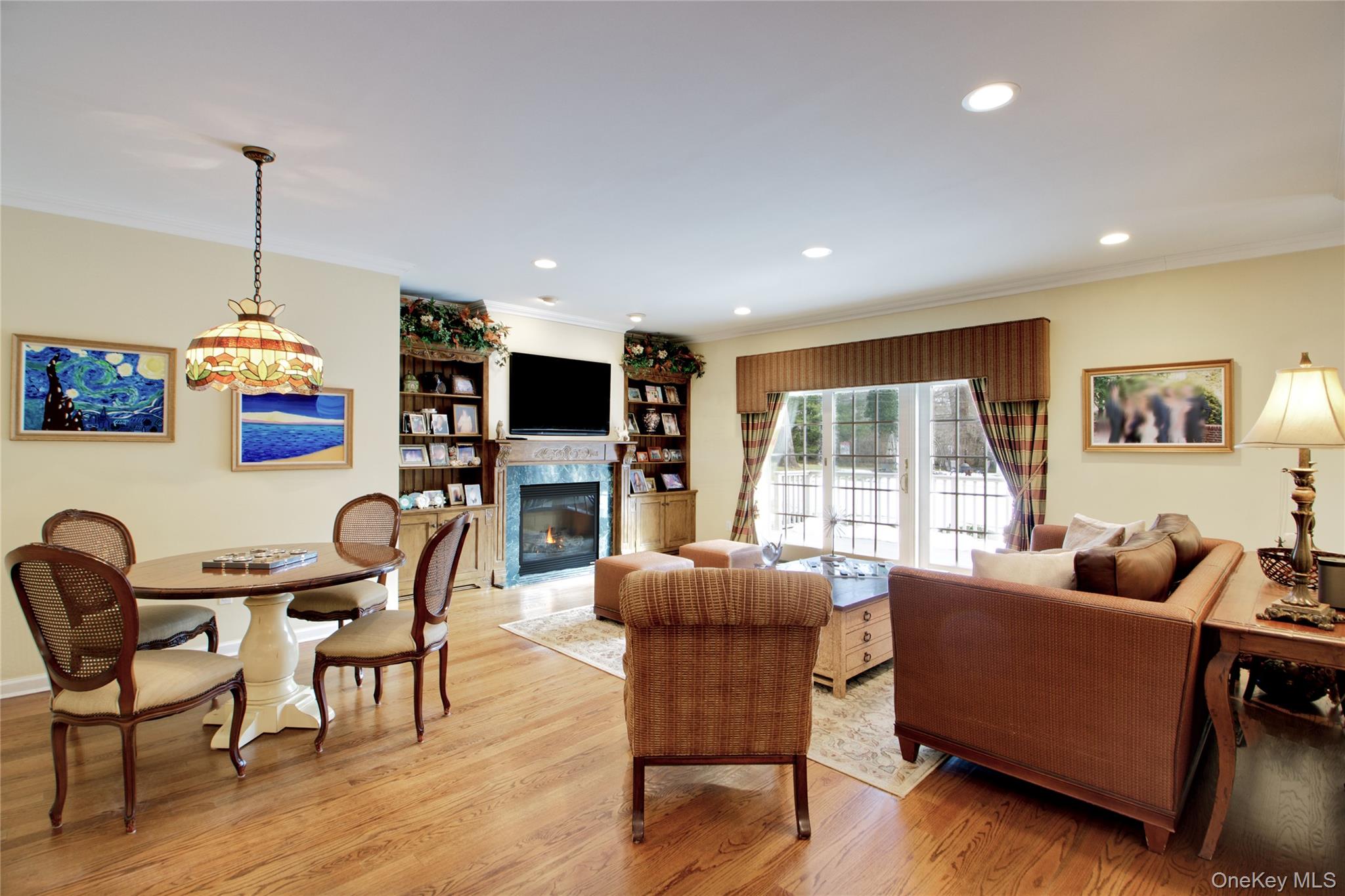 #9 photo, 9 Meadowbrook Lane, Нассау ‖ Old Westbury , NY 11568