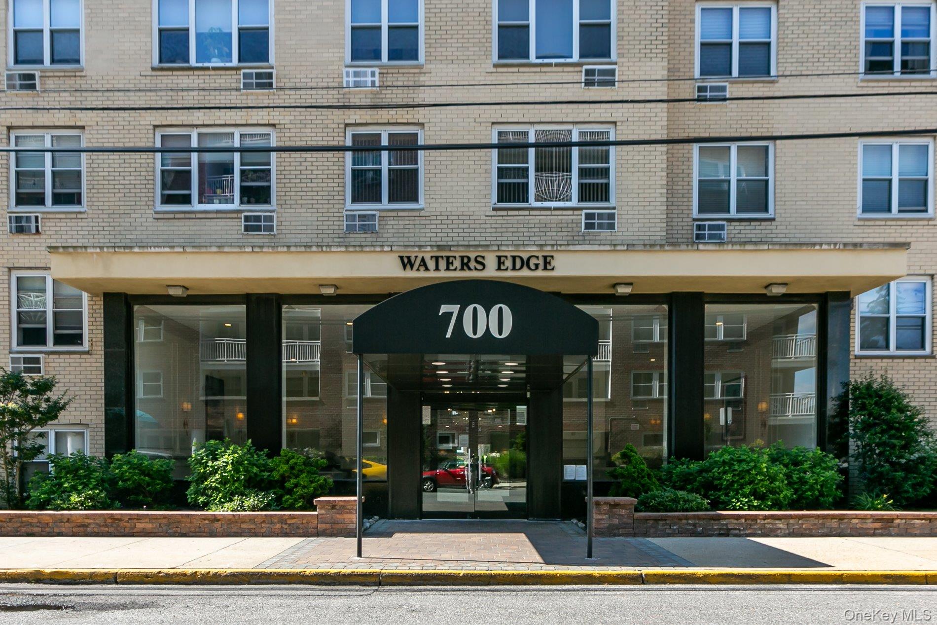 #1 photo, 700 Shore Road, Нассау ‖ Long Beach , NY 11561