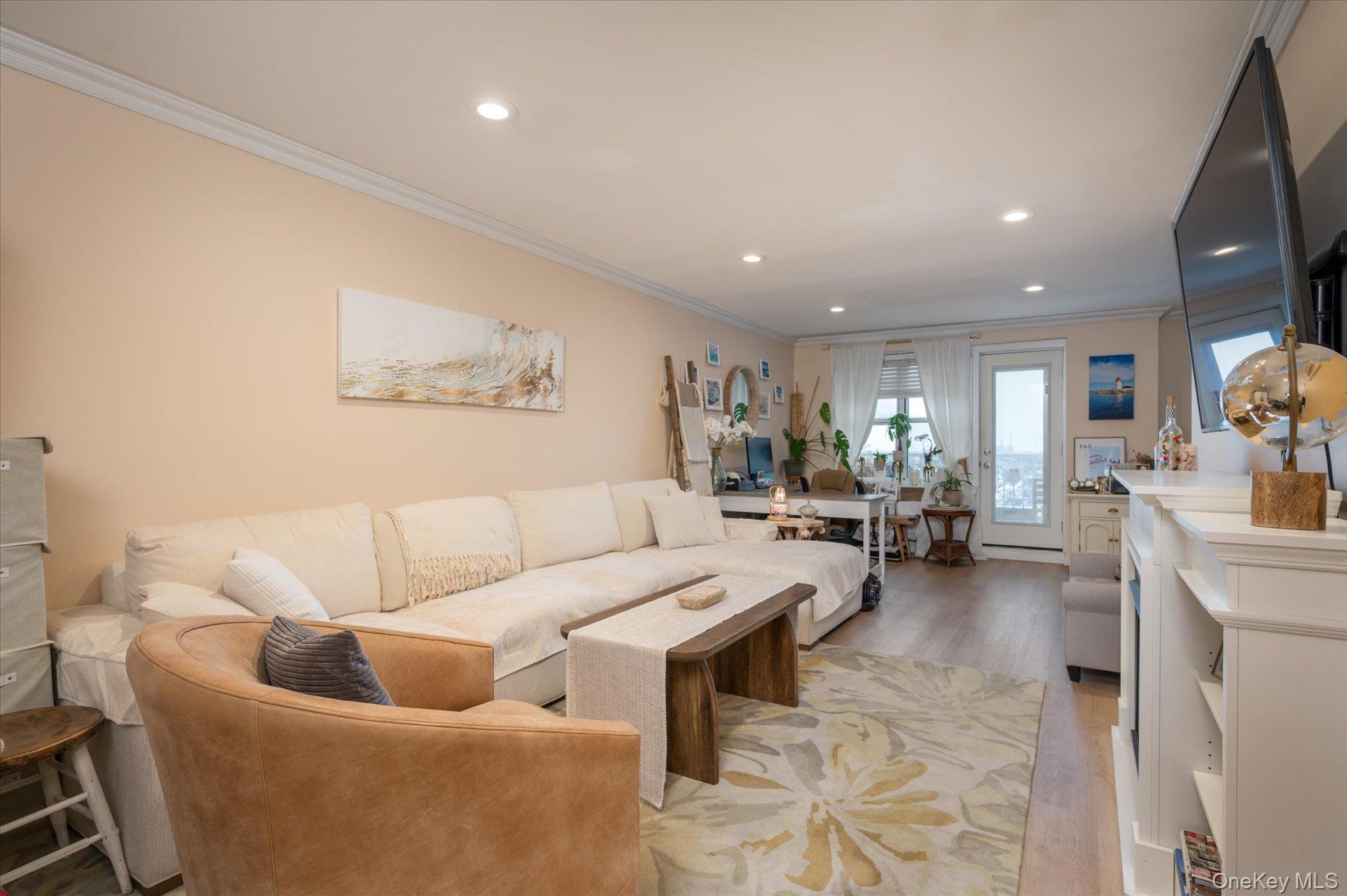 #6 photo, 700 Shore Road, Нассау ‖ Long Beach , NY 11561