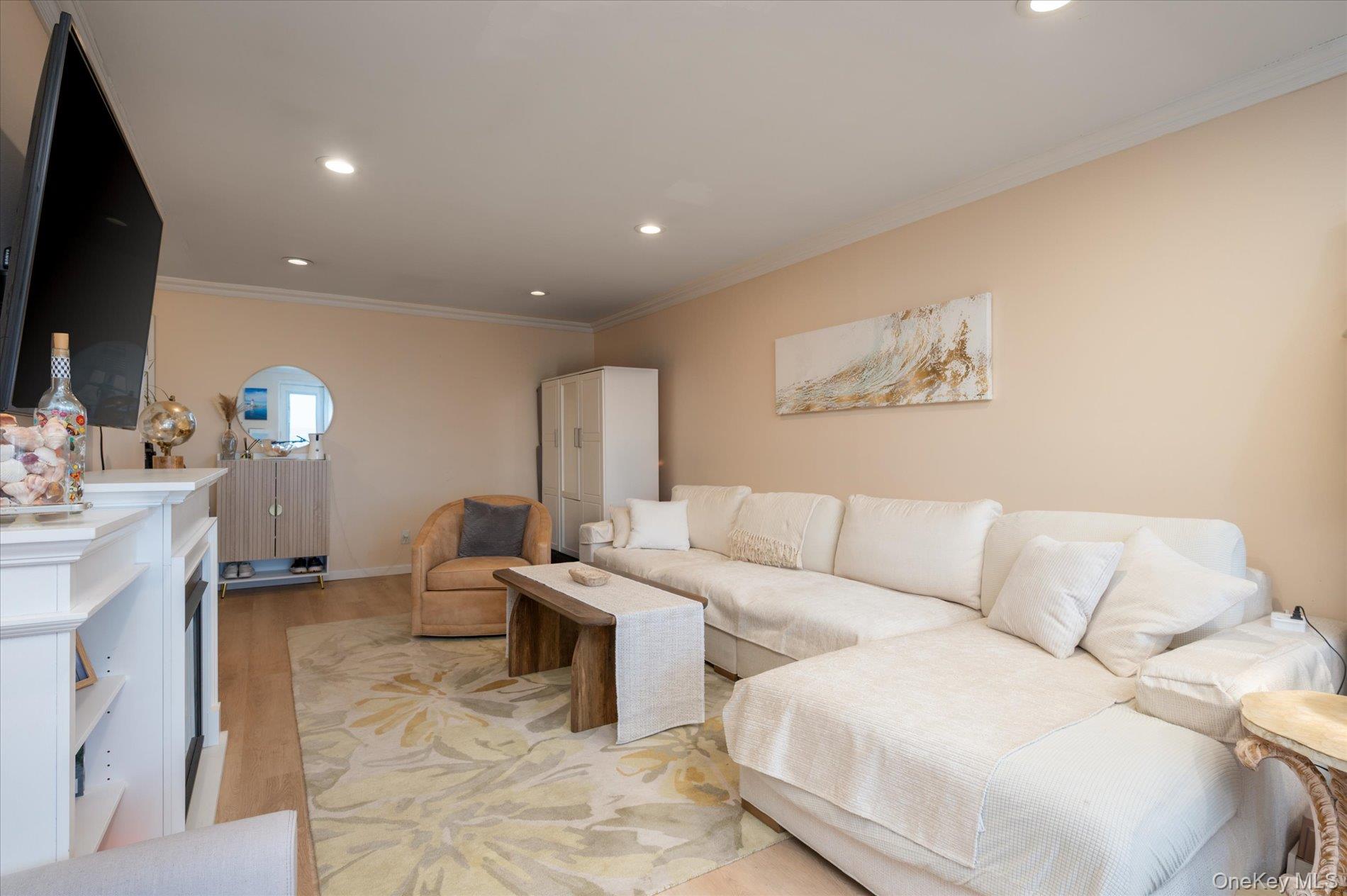 #7 photo, 700 Shore Road, Нассау ‖ Long Beach , NY 11561