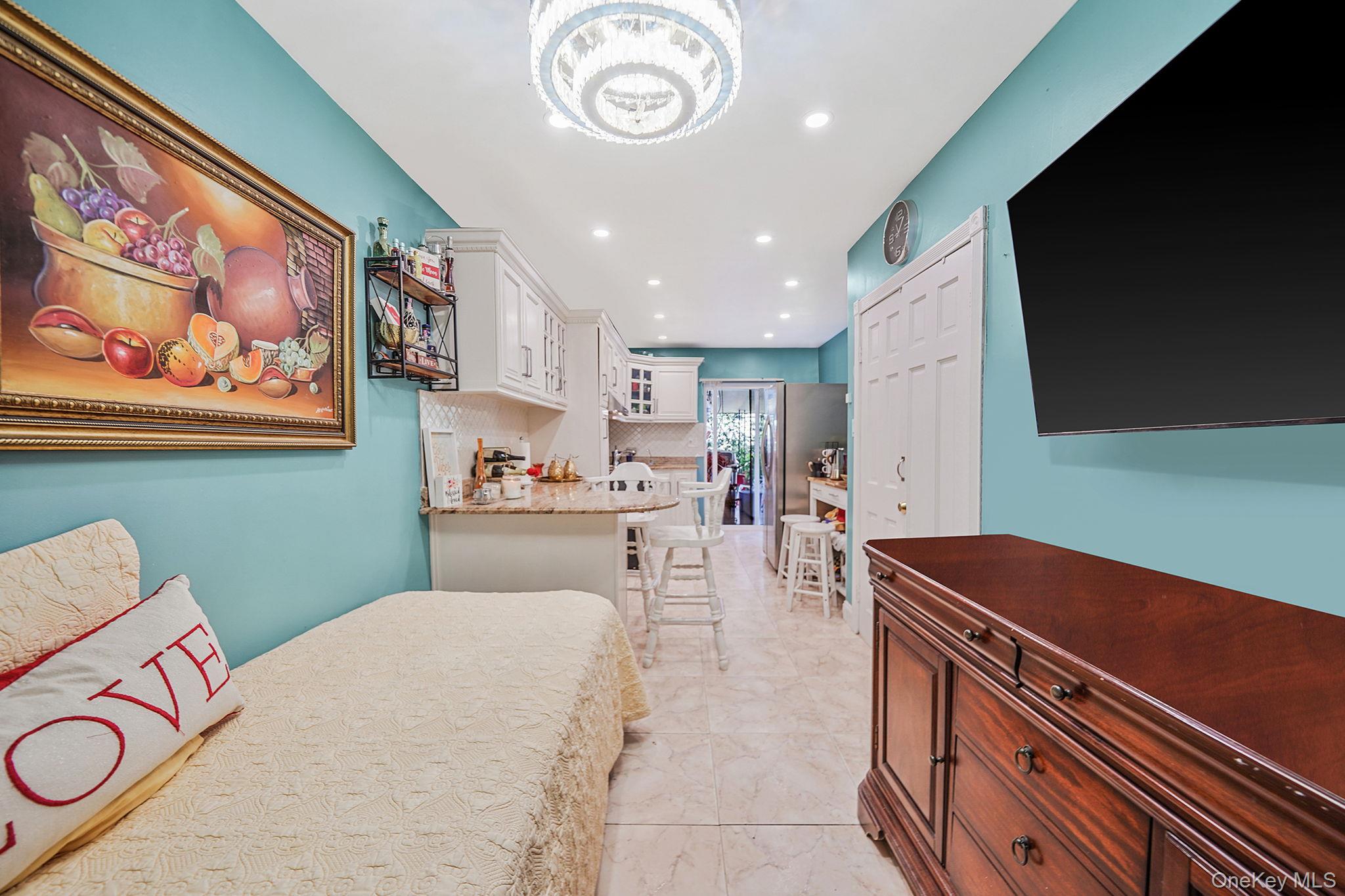 #9 photo, 91-26 110th Street, कुईंस Richmond Hill , NY 11418