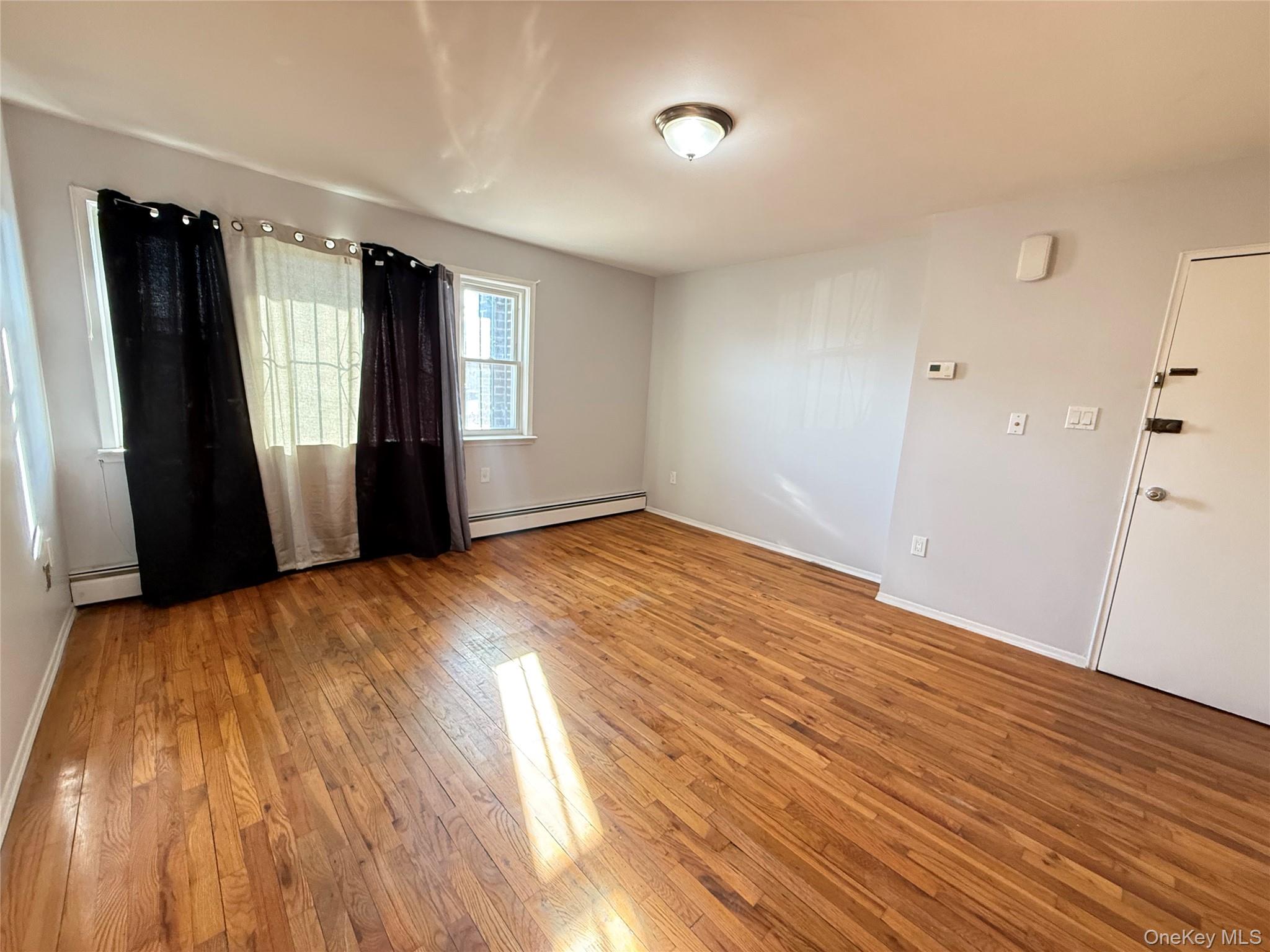 #9 photo, 12415 25th Road, Flushing , NY 11354