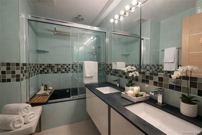 #10 photo, 198 Grand Street, New York (Manhattan) , NY 10013