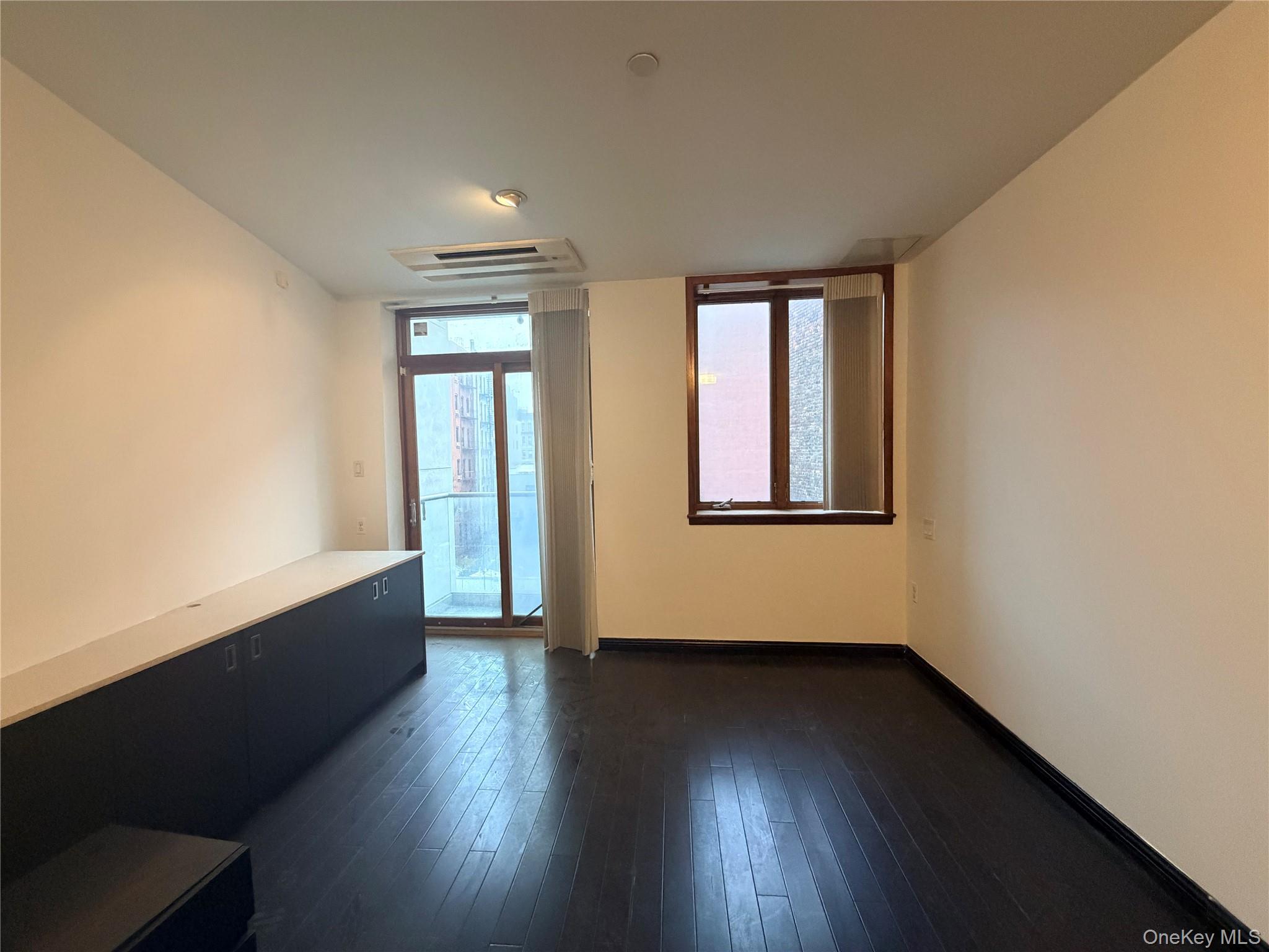 #4 photo, 198 Grand Street, New York (Manhattan) , NY 10013