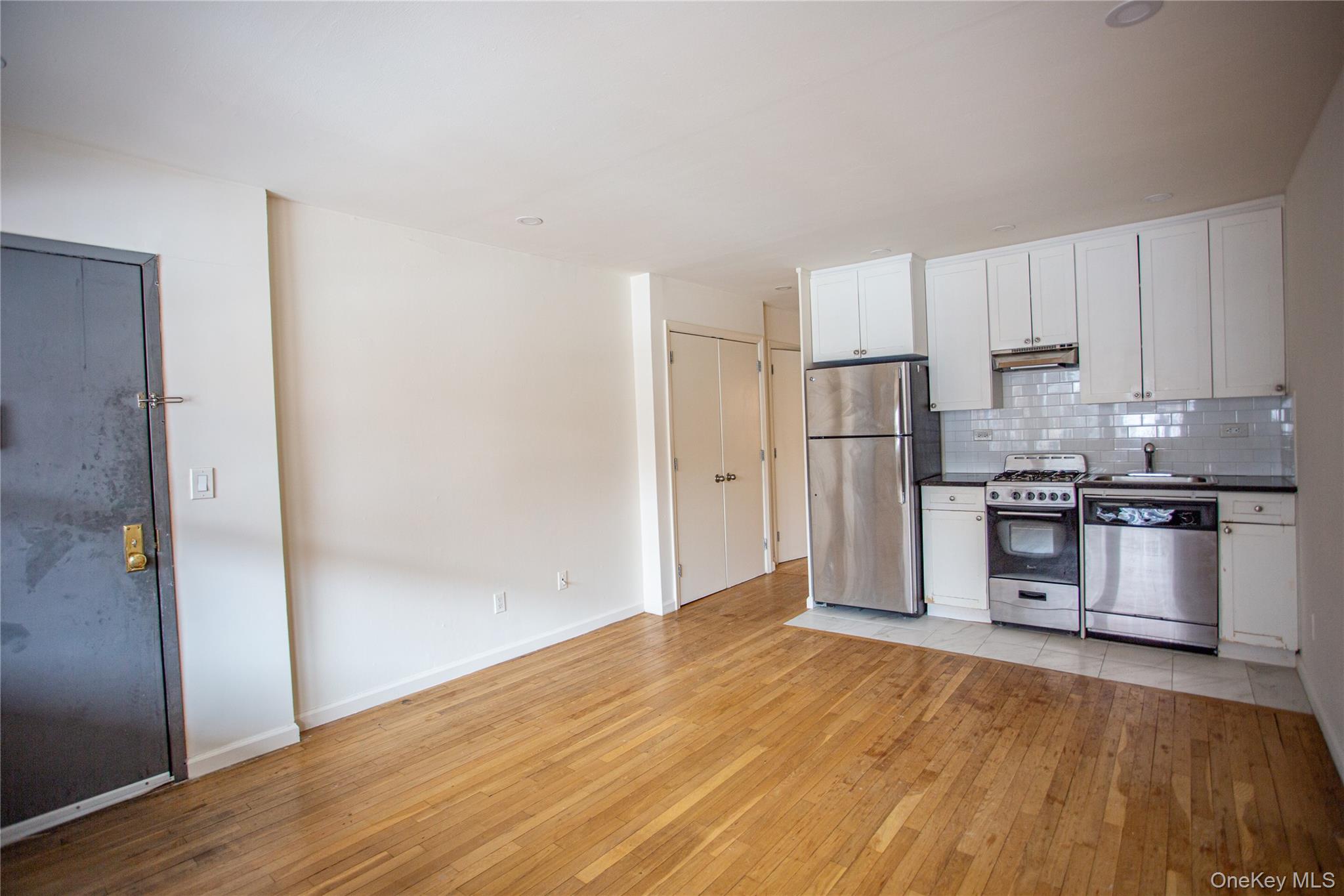 #4 photo, 765 Shore Road, 长岛 Long Beach , NY 11561