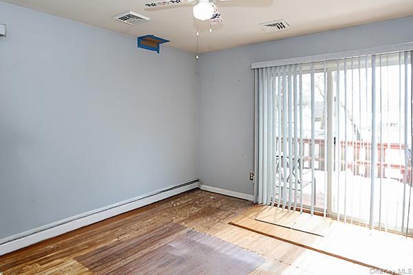 #15 photo, 6 Oakdale Avenue, Selden , NY 11784