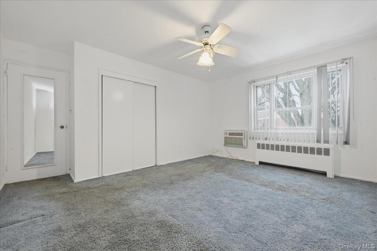 #14 photo, 15-64 212th Street, 뉴욕퀸즈 Bayside , NY 11360