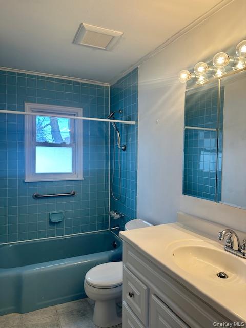 #13 photo, 3861 Peter Street, नासाउ काउंटी Seaford , NY 11783