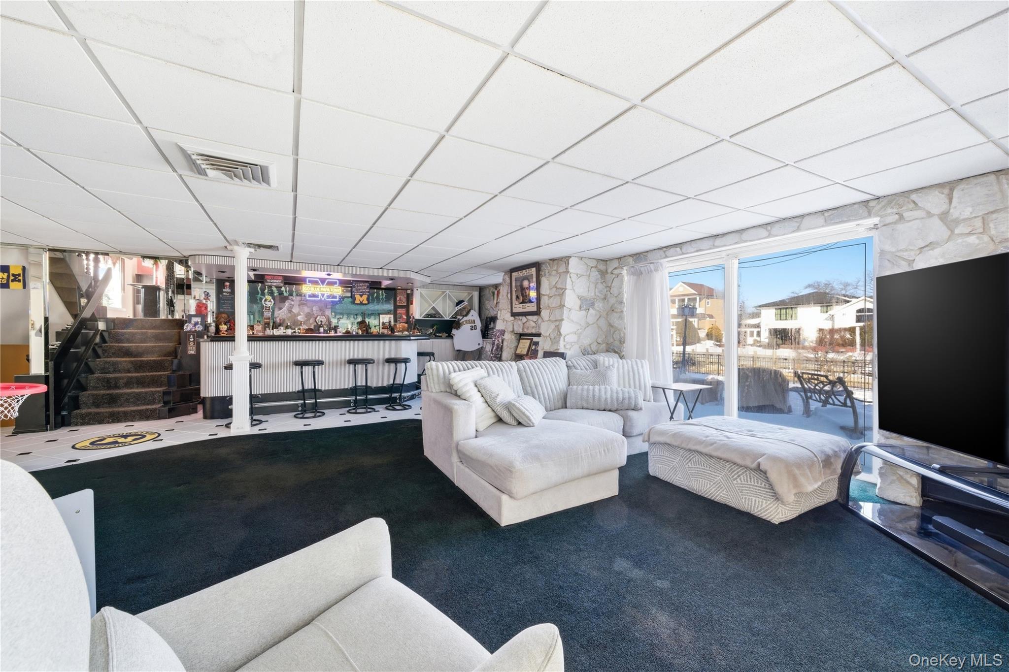 #19 photo, 14 Club Drive, ناسو Massapequa , NY 11758