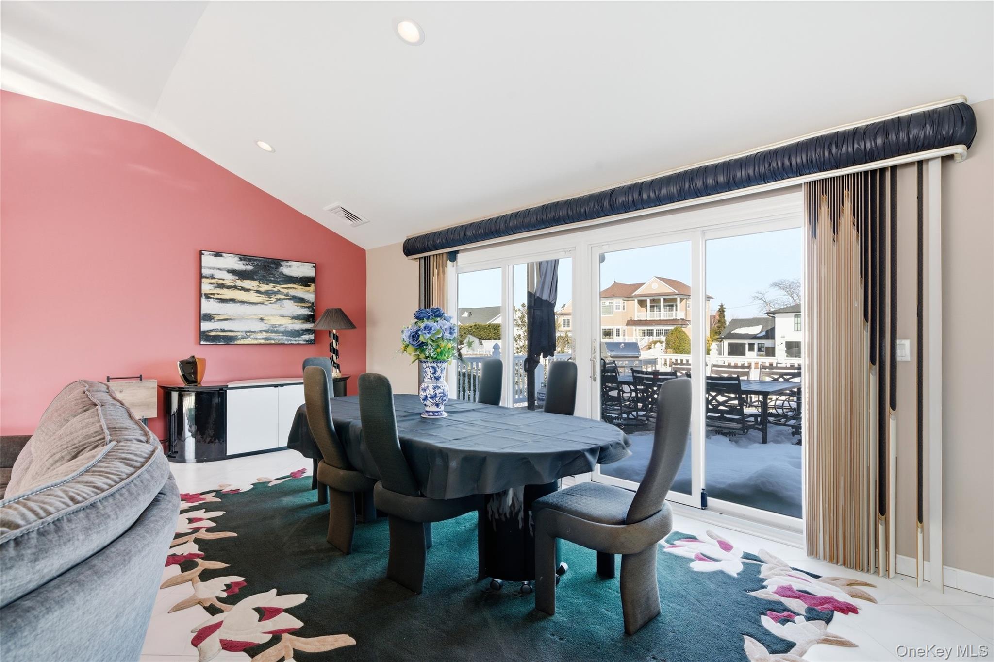 #8 photo, 14 Club Drive, ناسو Massapequa , NY 11758