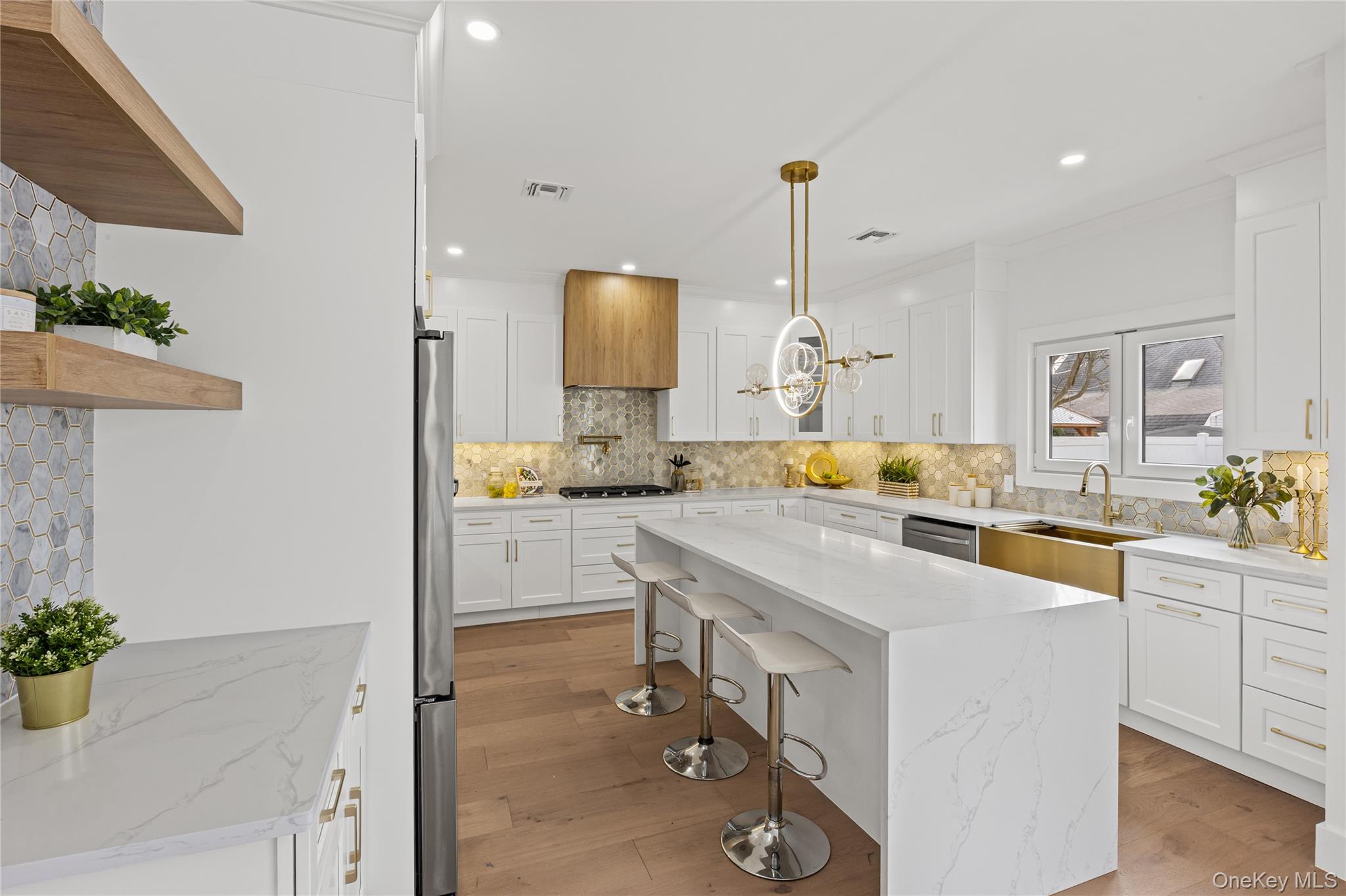 #13 photo, 182 Friends Lane, Нассау ‖ Westbury , NY 11590