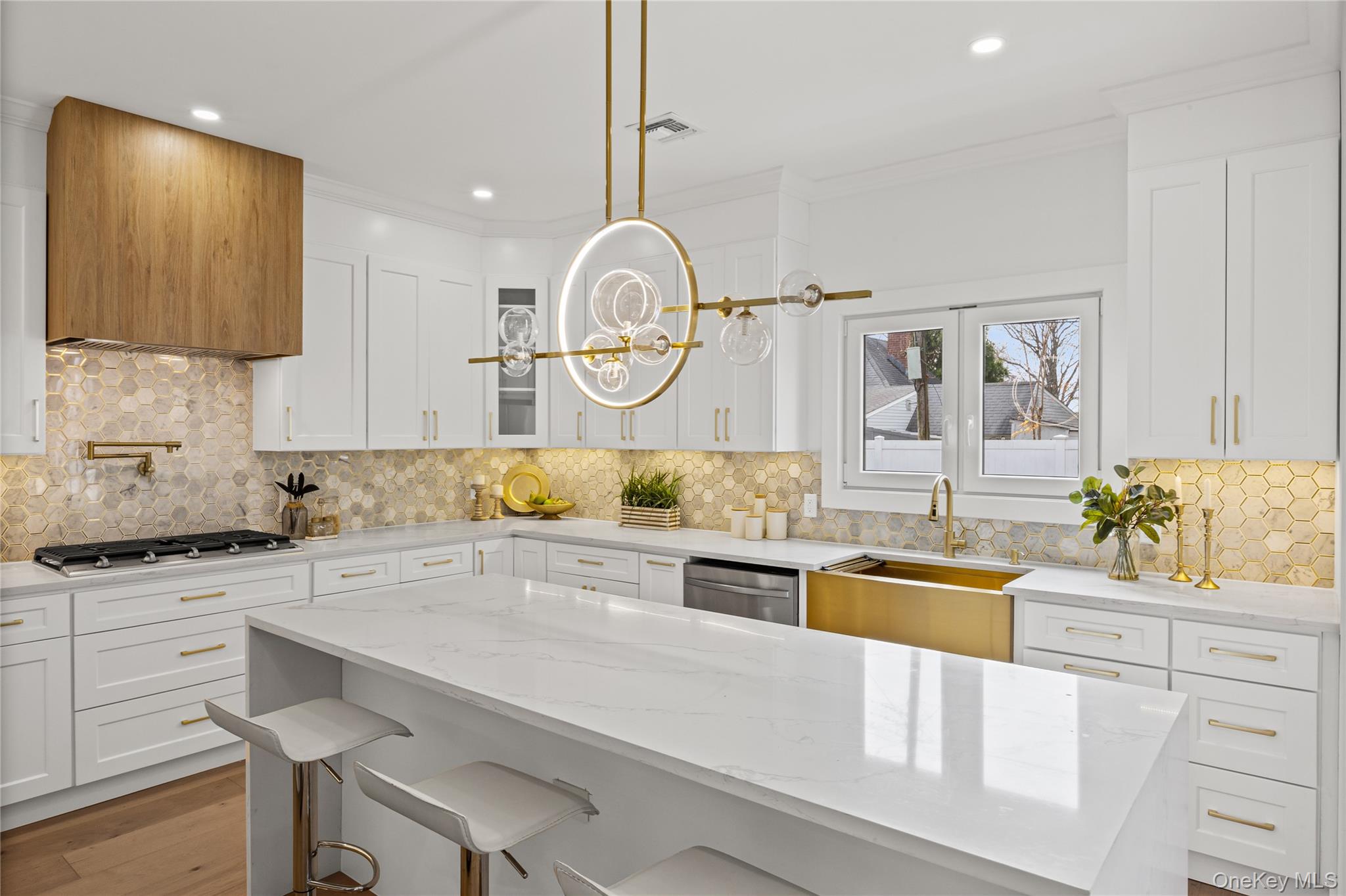 #14 photo, 182 Friends Lane, Нассау ‖ Westbury , NY 11590