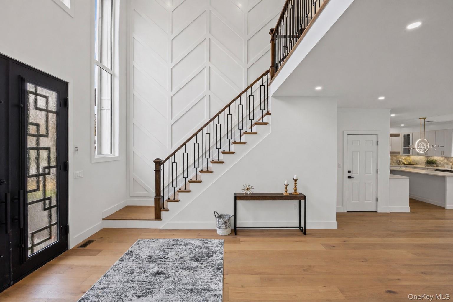 #4 photo, 182 Friends Lane, Нассау ‖ Westbury , NY 11590