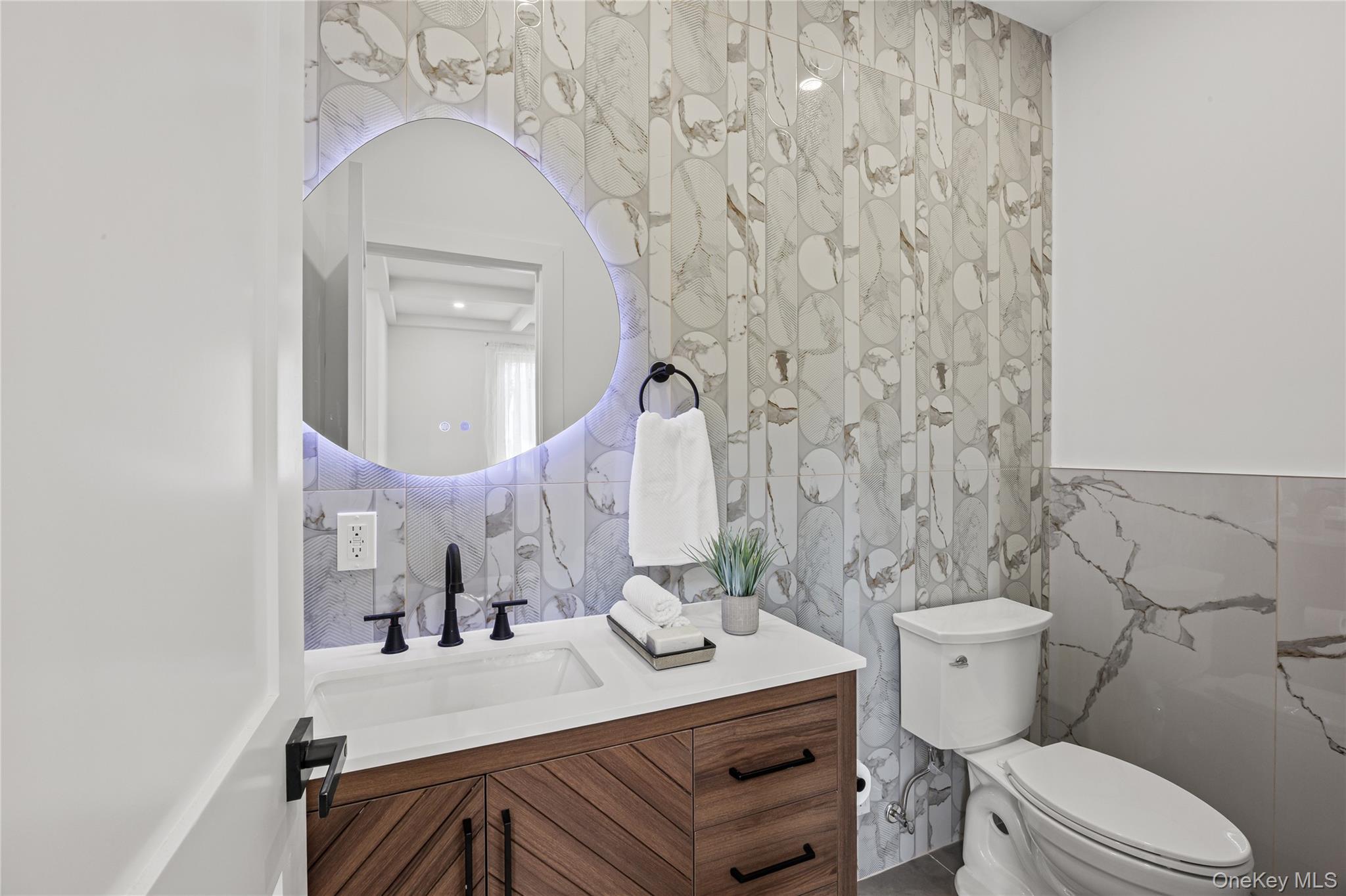 #9 photo, 182 Friends Lane, Нассау ‖ Westbury , NY 11590