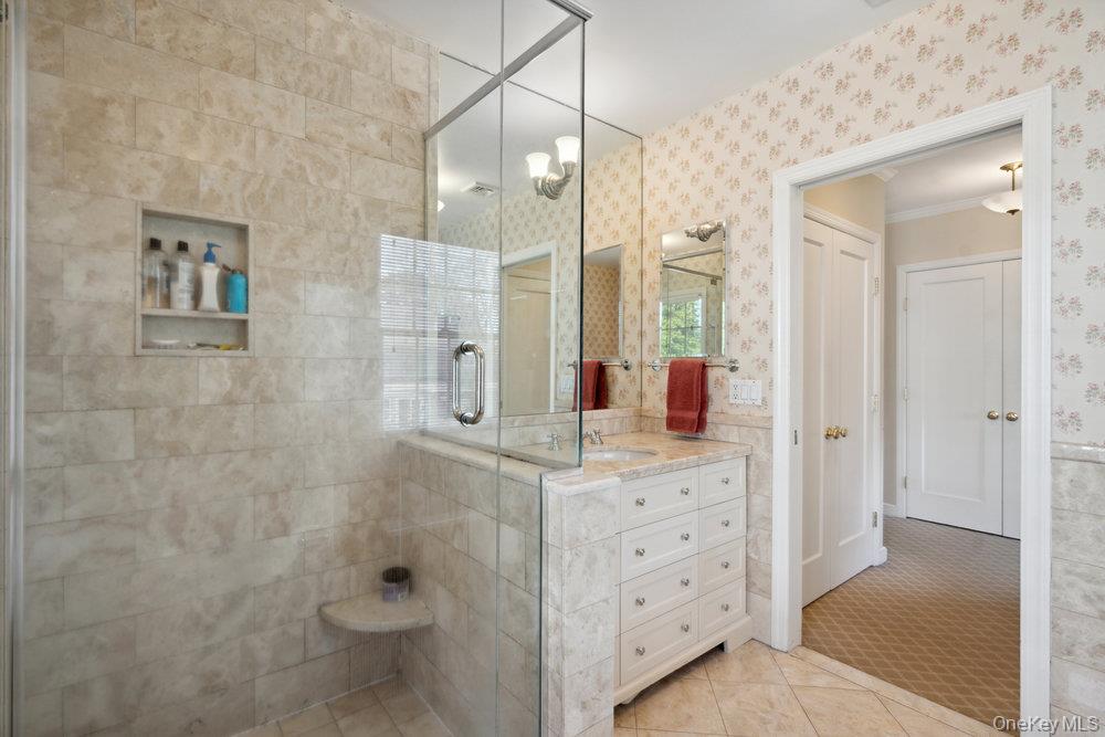 #20 photo, 75 Oakdale Lane, 長島 East Hills , NY 11577