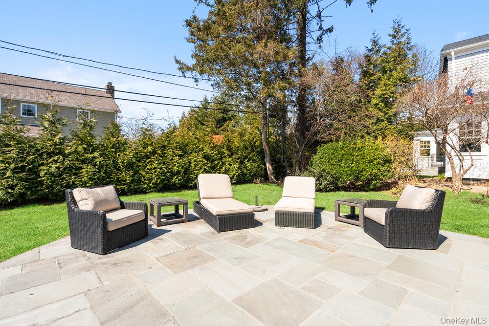 #3 photo, 75 Oakdale Lane, 長島 East Hills , NY 11577