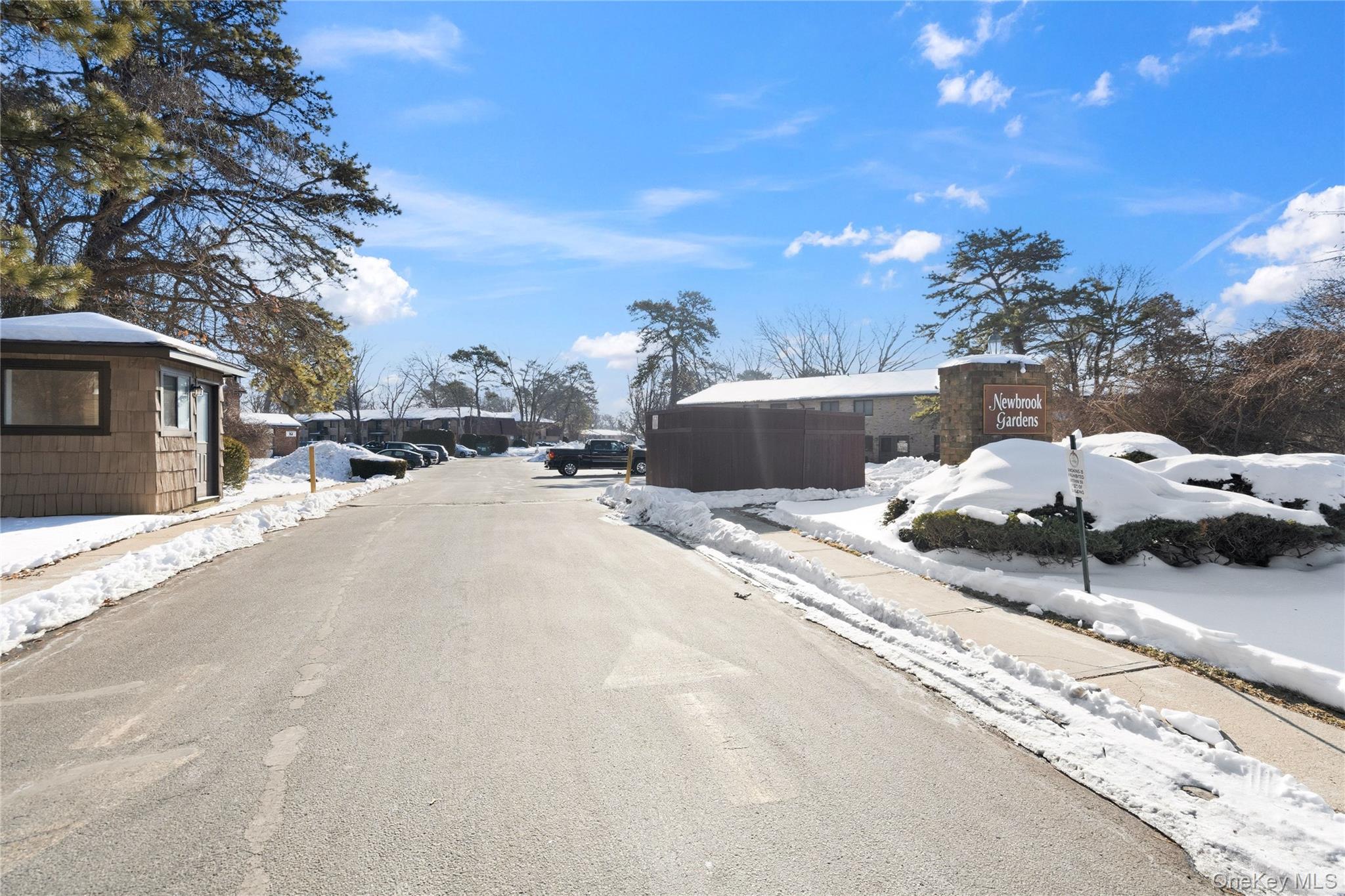 #1 photo, 19 Newbrook, Bay Shore , NY 11706