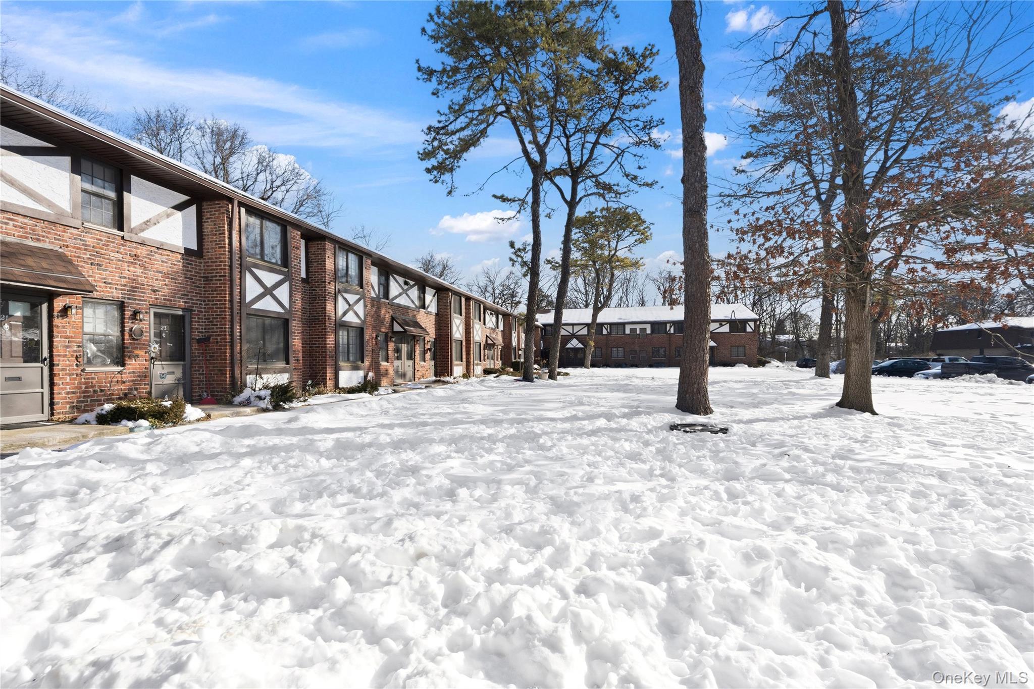 #3 photo, 19 Newbrook, Bay Shore , NY 11706