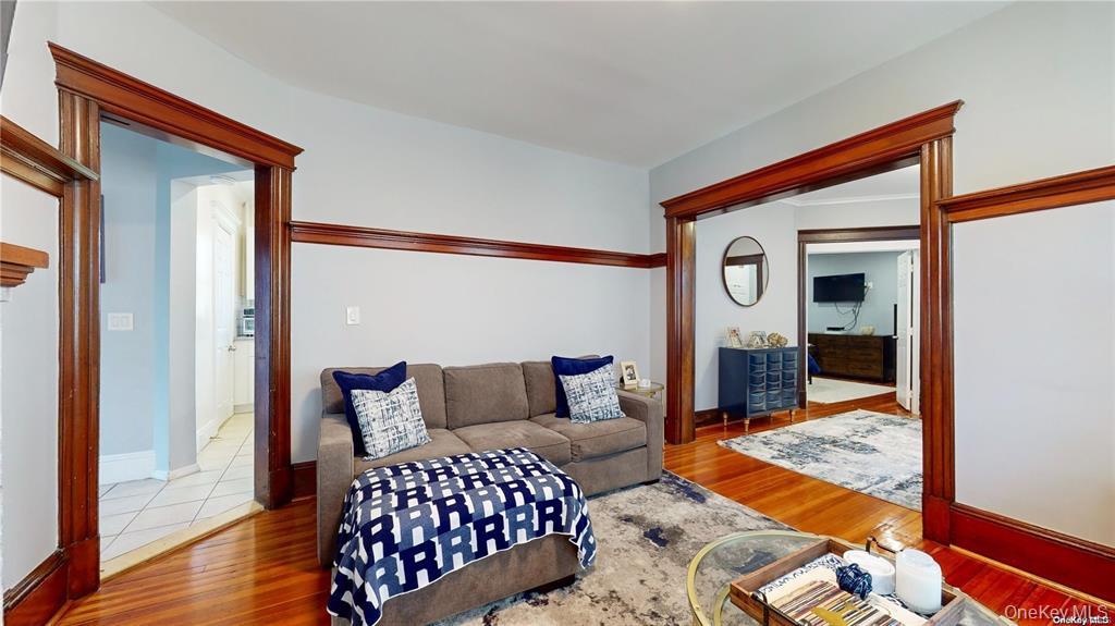 #5 photo, 386 Mulry Lane, Lawrence , NY 11559