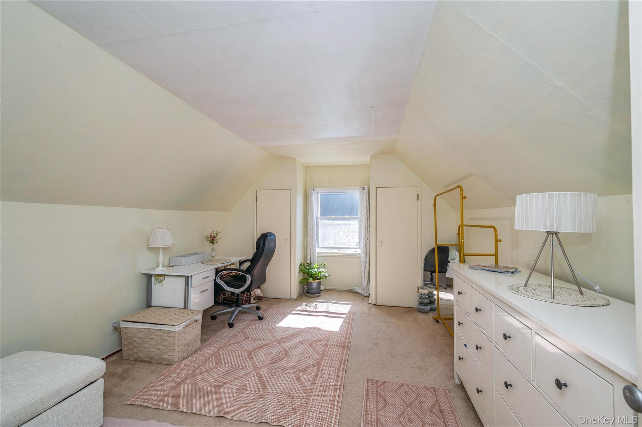 #14 photo, 20 Iris Avenue, 長島 North Merrick , NY 11566