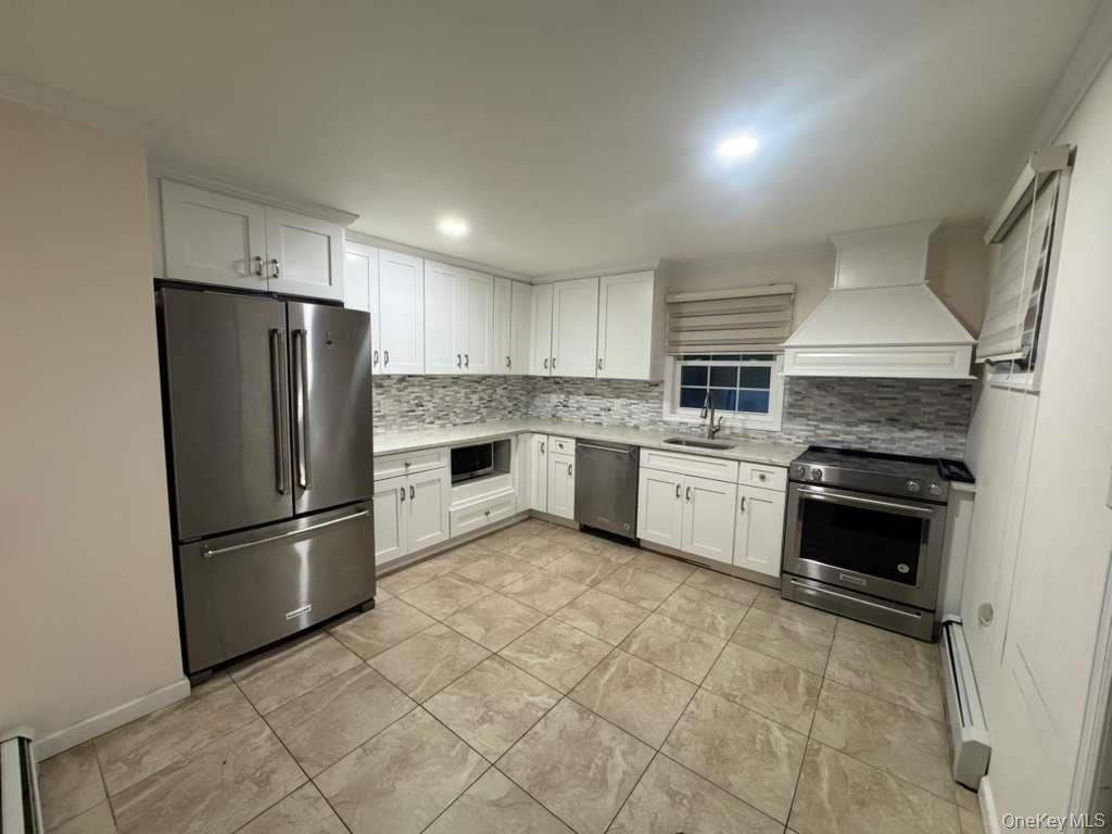 #1 photo, 223 Waverly Avenue, Medford , NY 11763