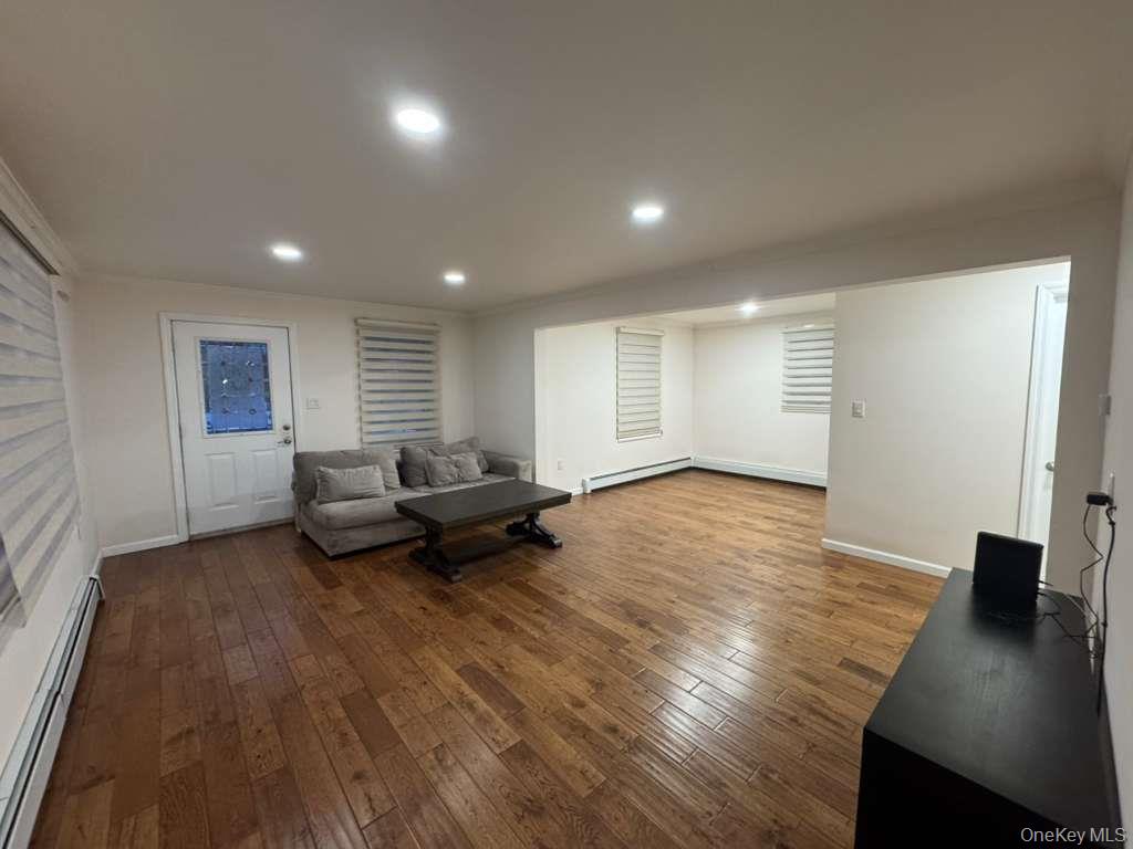 #7 photo, 223 Waverly Avenue, Medford , NY 11763