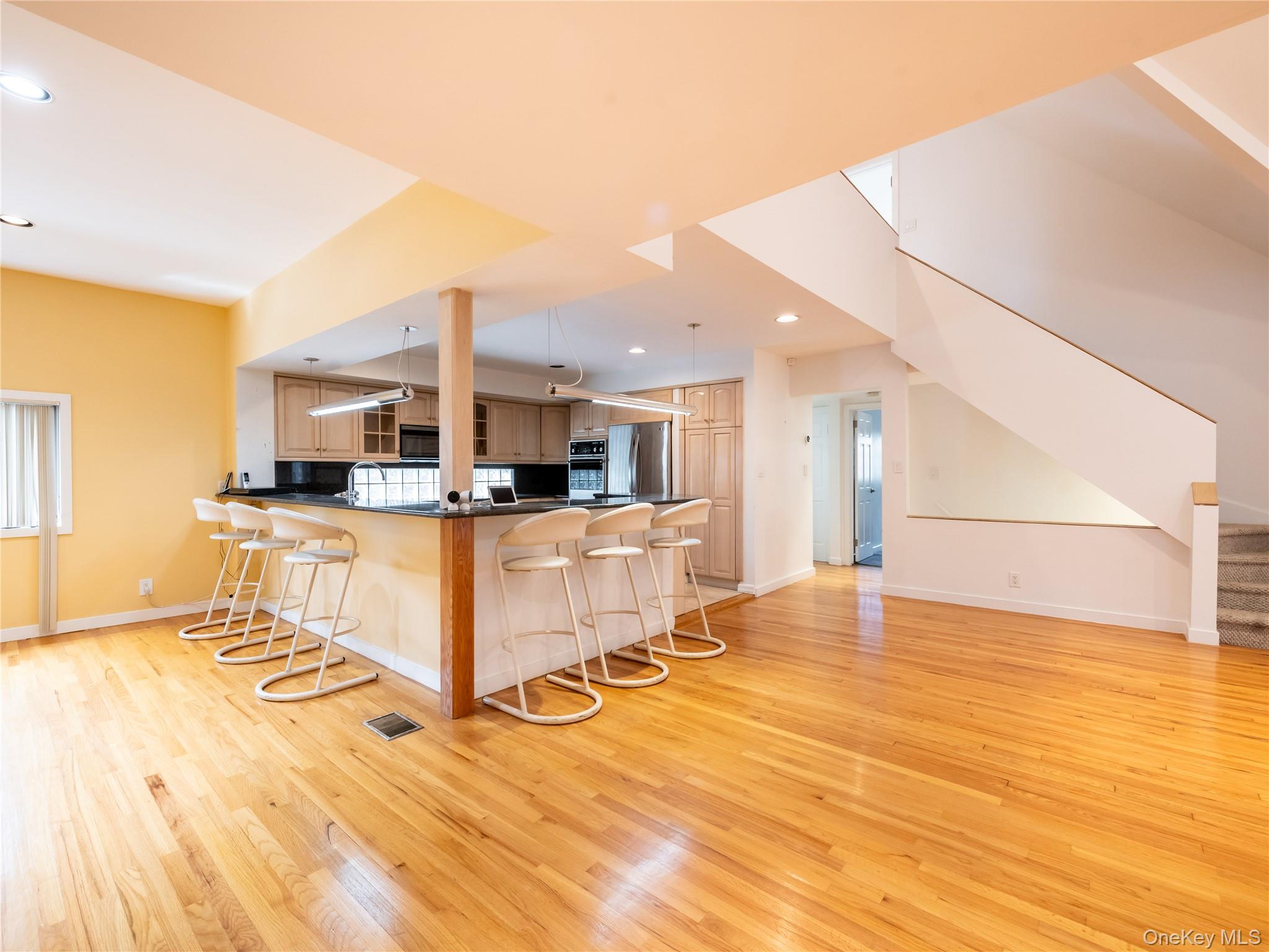 #10 photo, 127 Wooleys Lane, Great Neck , NY 11023