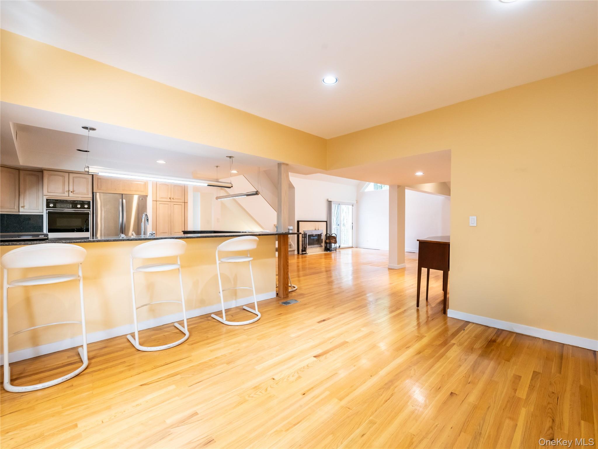 #12 photo, 127 Wooleys Lane, Great Neck , NY 11023