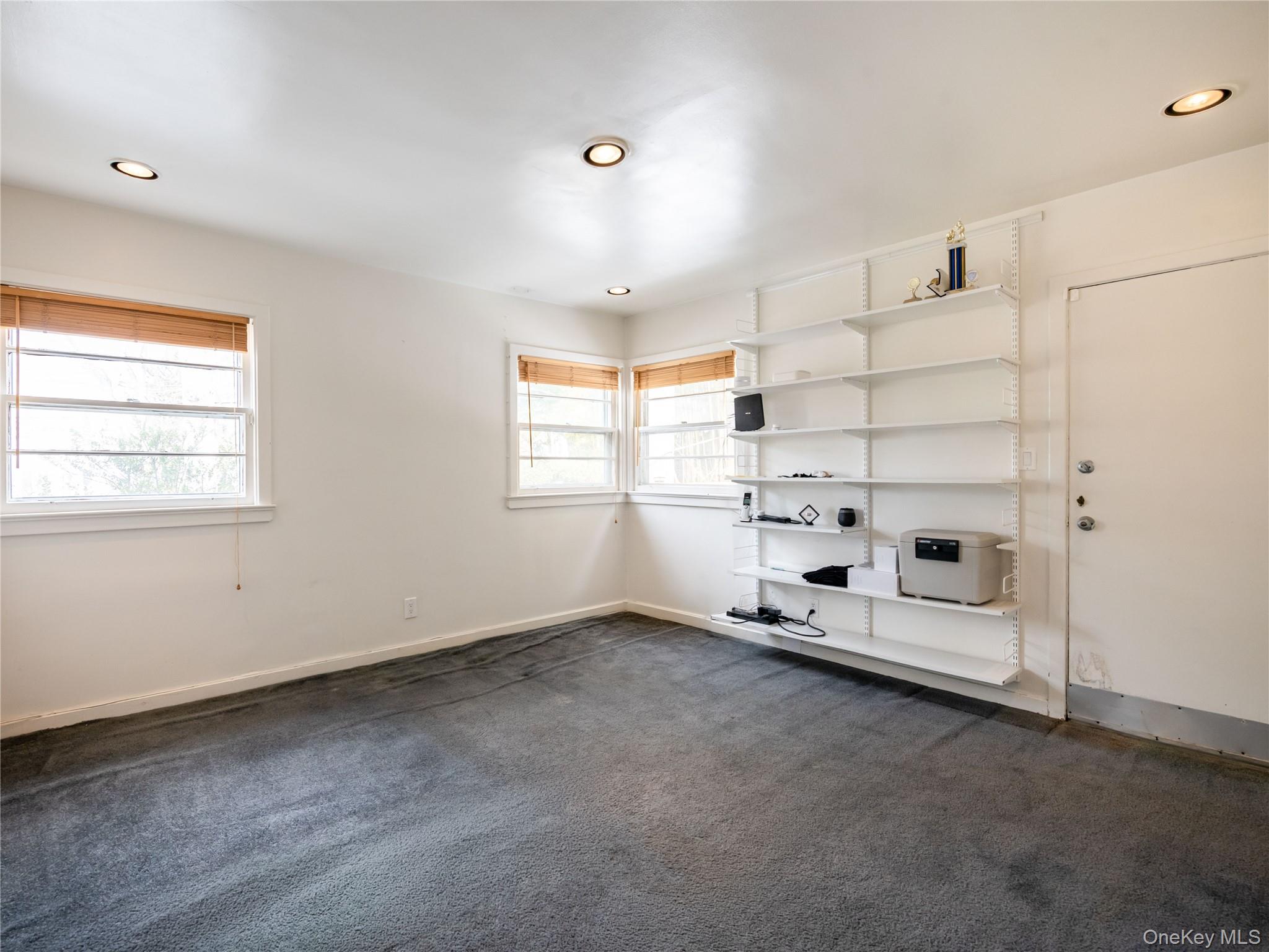 #17 photo, 127 Wooleys Lane, Great Neck , NY 11023