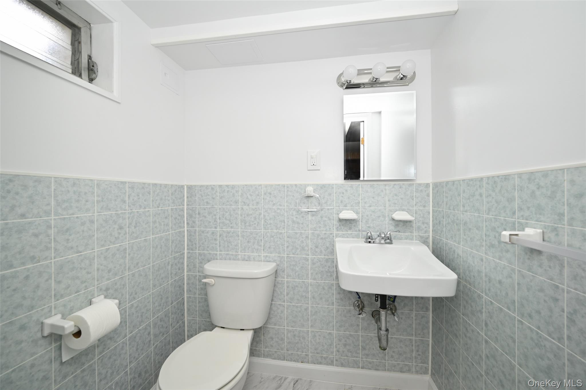 #18 photo, 58-18 213th Street, Bayside , NY 11364