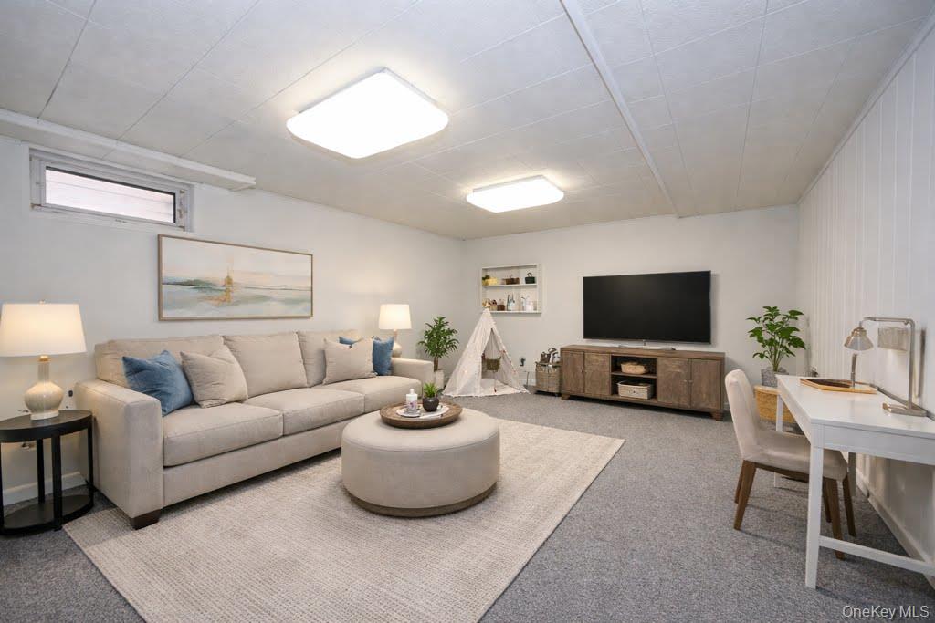 #19 photo, 58-18 213th Street, Bayside , NY 11364