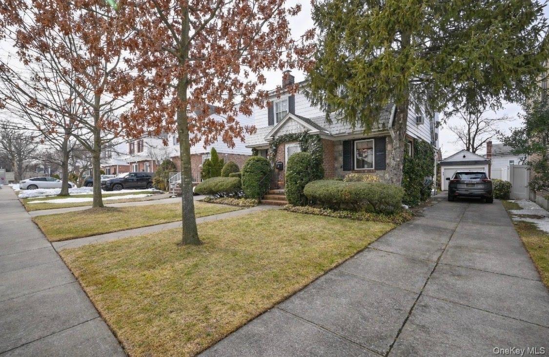 #2 photo, 58-18 213th Street, Bayside , NY 11364