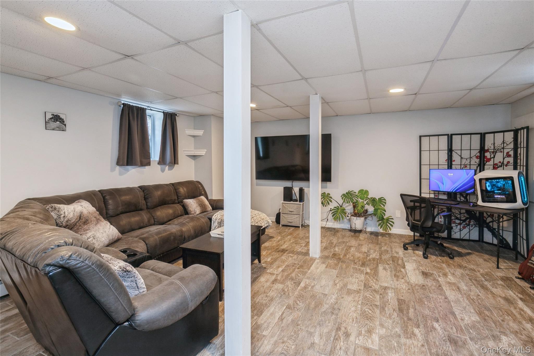 #18 photo, 11 Olive Street, Lake Grove , NY 11755