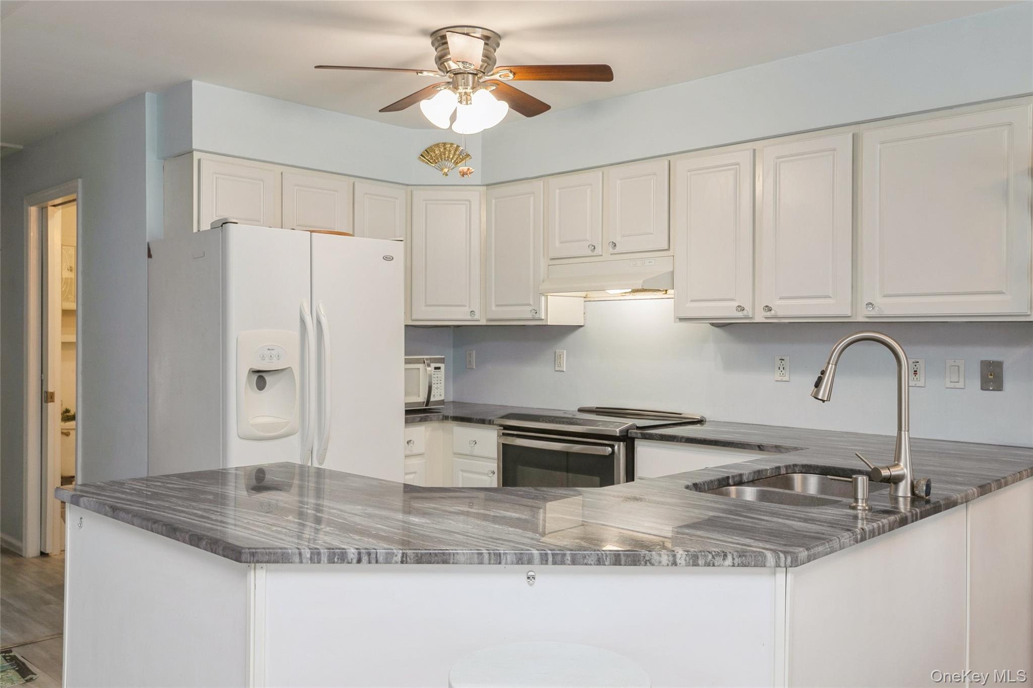 #4 photo, 11 Olive Street, Lake Grove , NY 11755