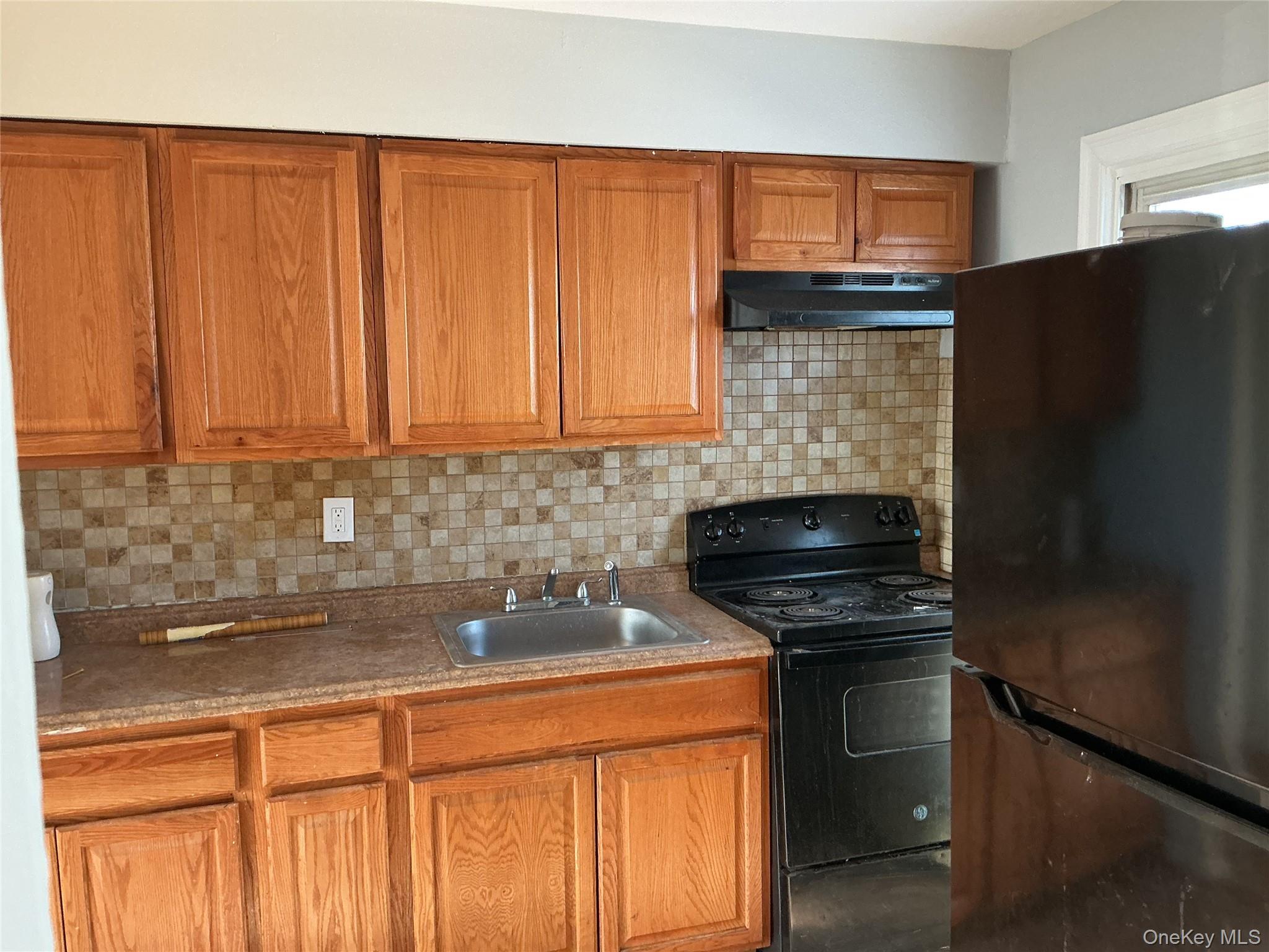 #3 photo, 39 N 16th Street, Wyandanch , NY 11798