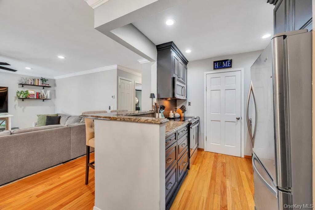 #13 photo, 73 Richmond Boulevard, সাফোক কাউন্টি Ronkonkoma , NY 11779