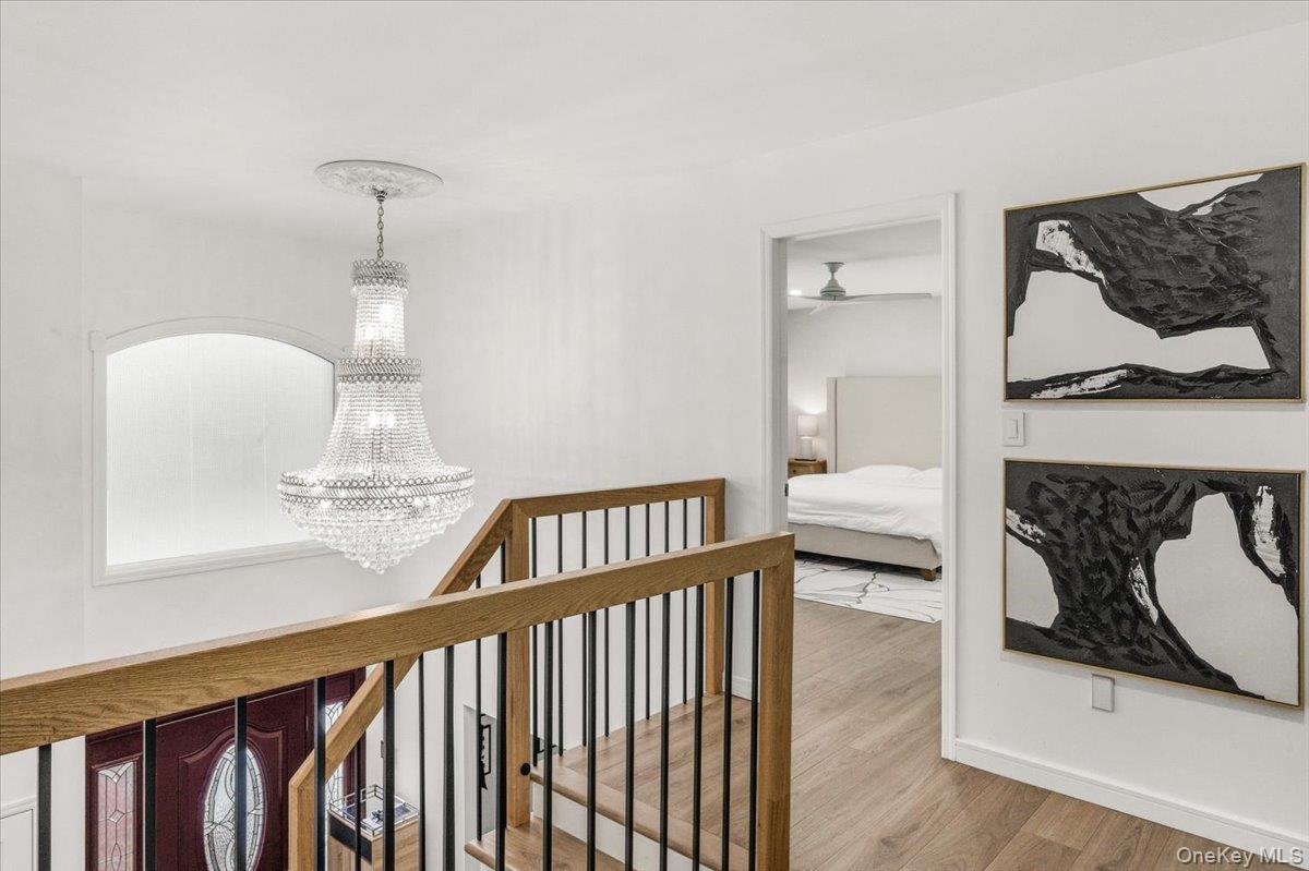 #19 photo, 1662 Park Avenue, New Hyde Park , NY 11040