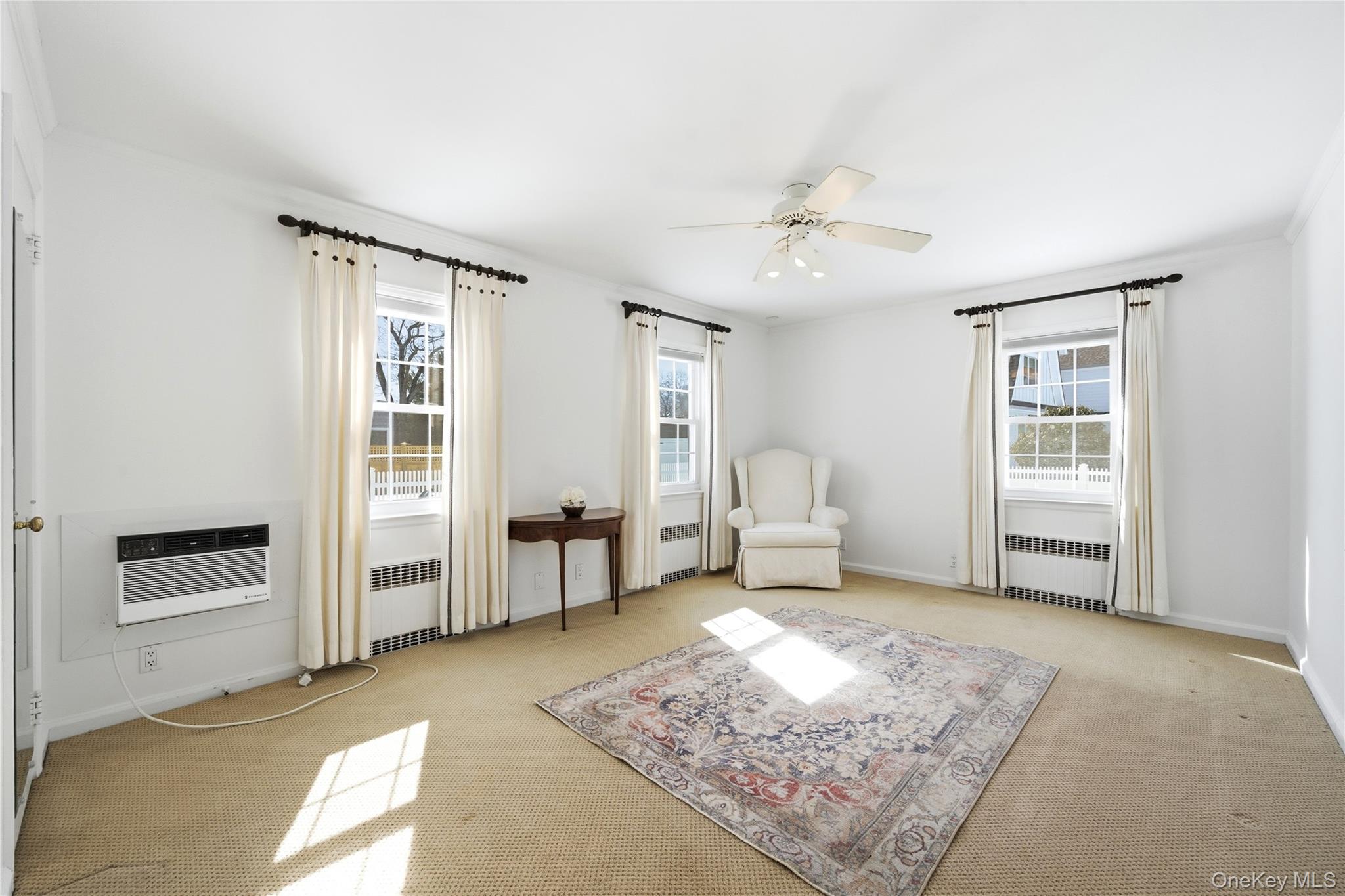 #19 photo, 38 Bradish Lane, 东长岛 Bay Shore , NY 11706