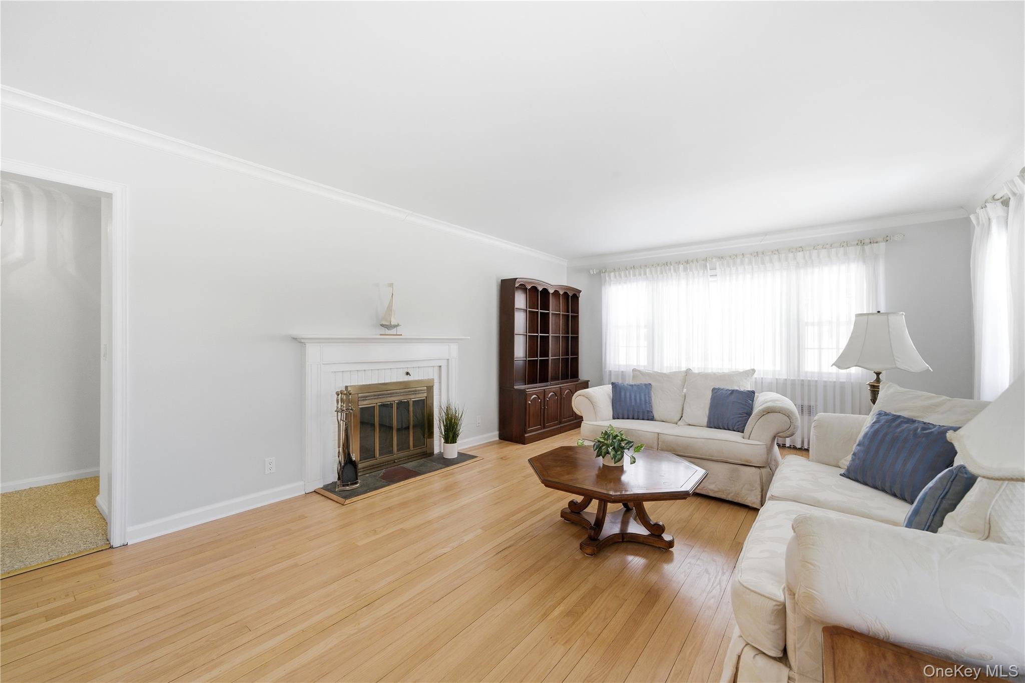 #4 photo, 38 Bradish Lane, 东长岛 Bay Shore , NY 11706