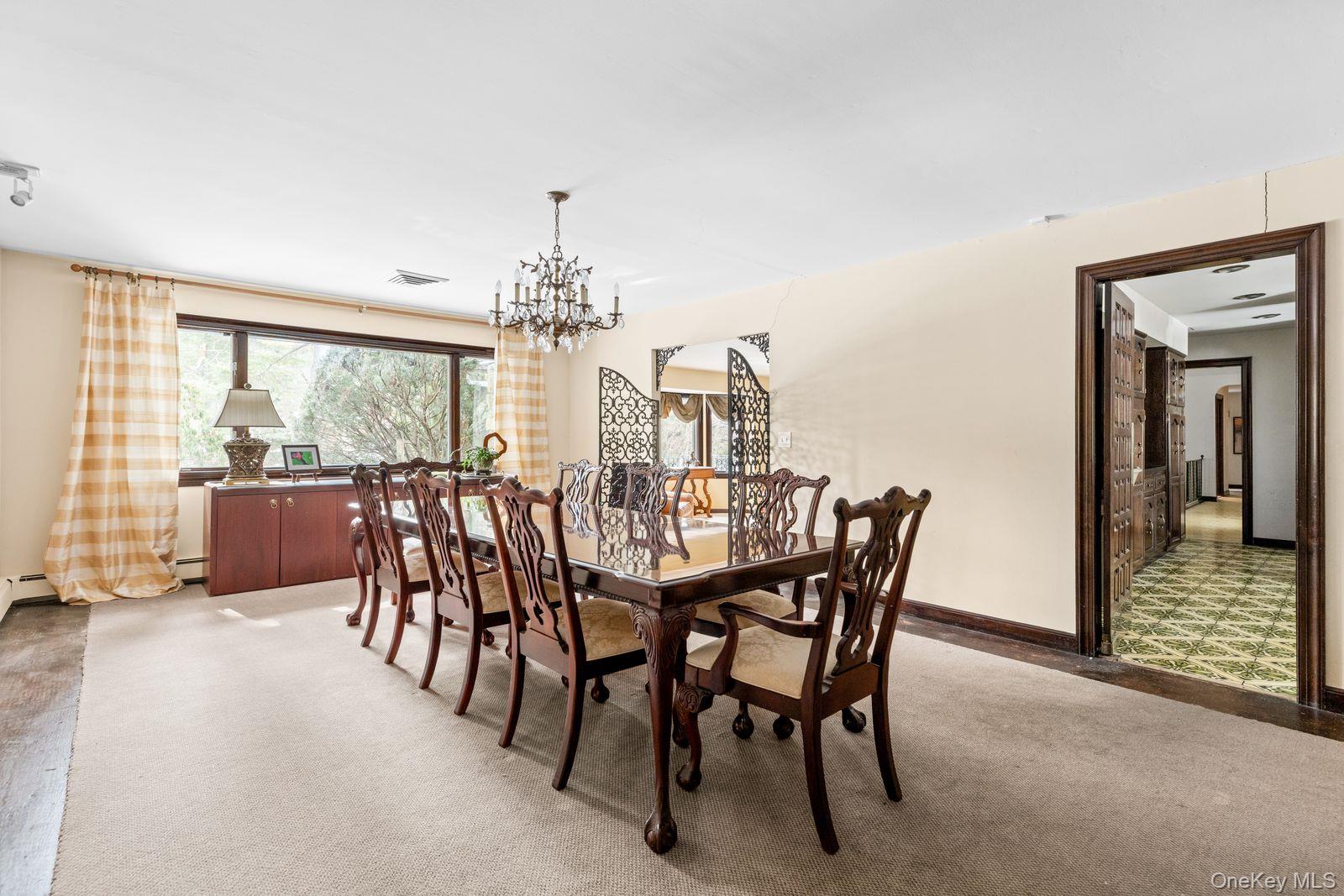 #9 photo, 10 Dorchester Drive, Muttontown , NY 11545