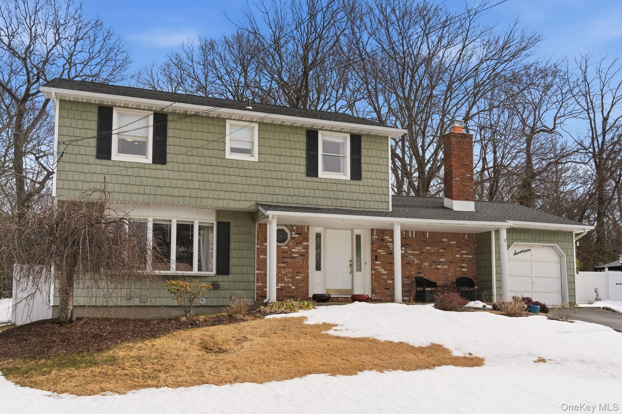 #3 photo, 17 Soundway Drive, Rocky Point , NY 11778