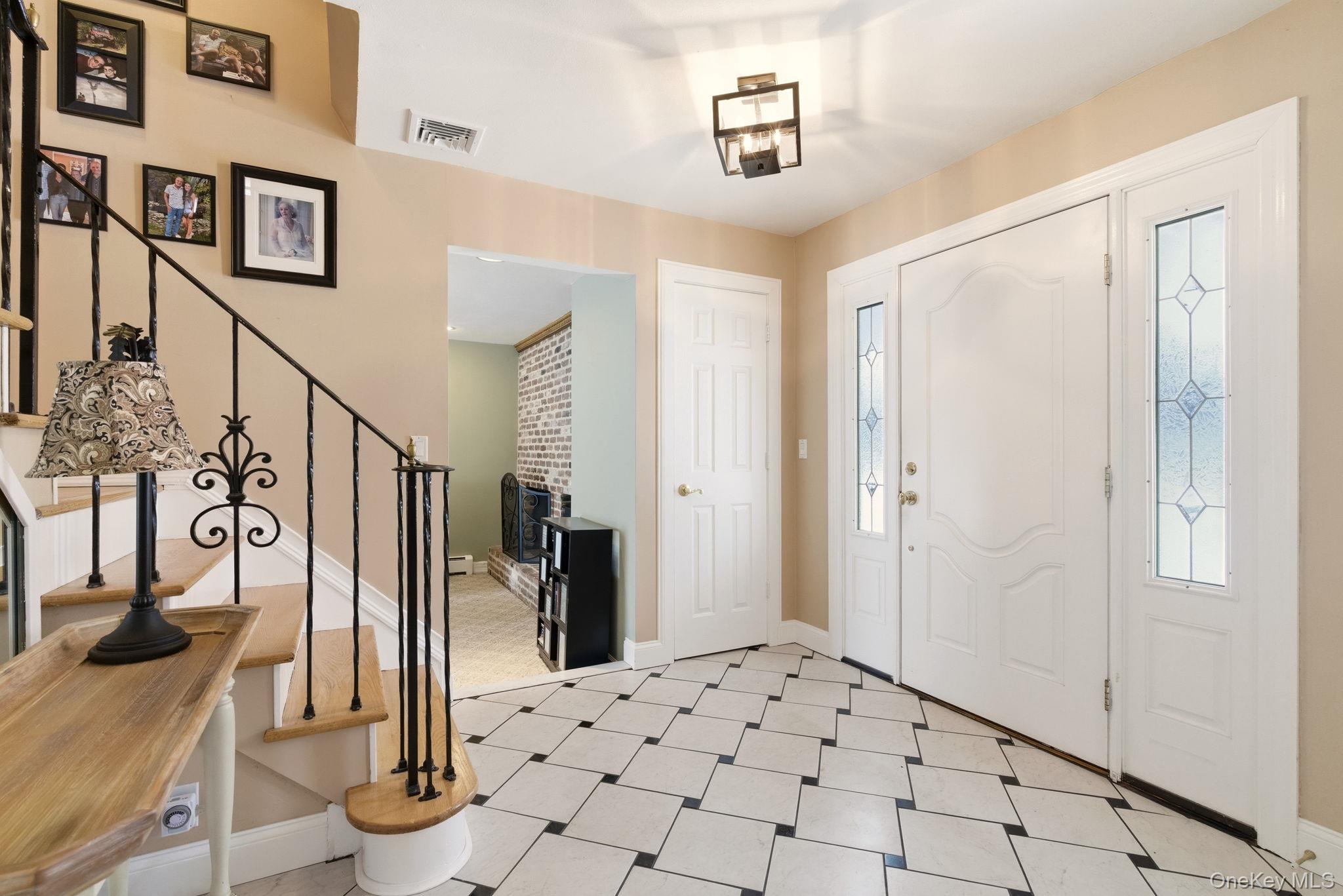 #4 photo, 17 Soundway Drive, Rocky Point , NY 11778