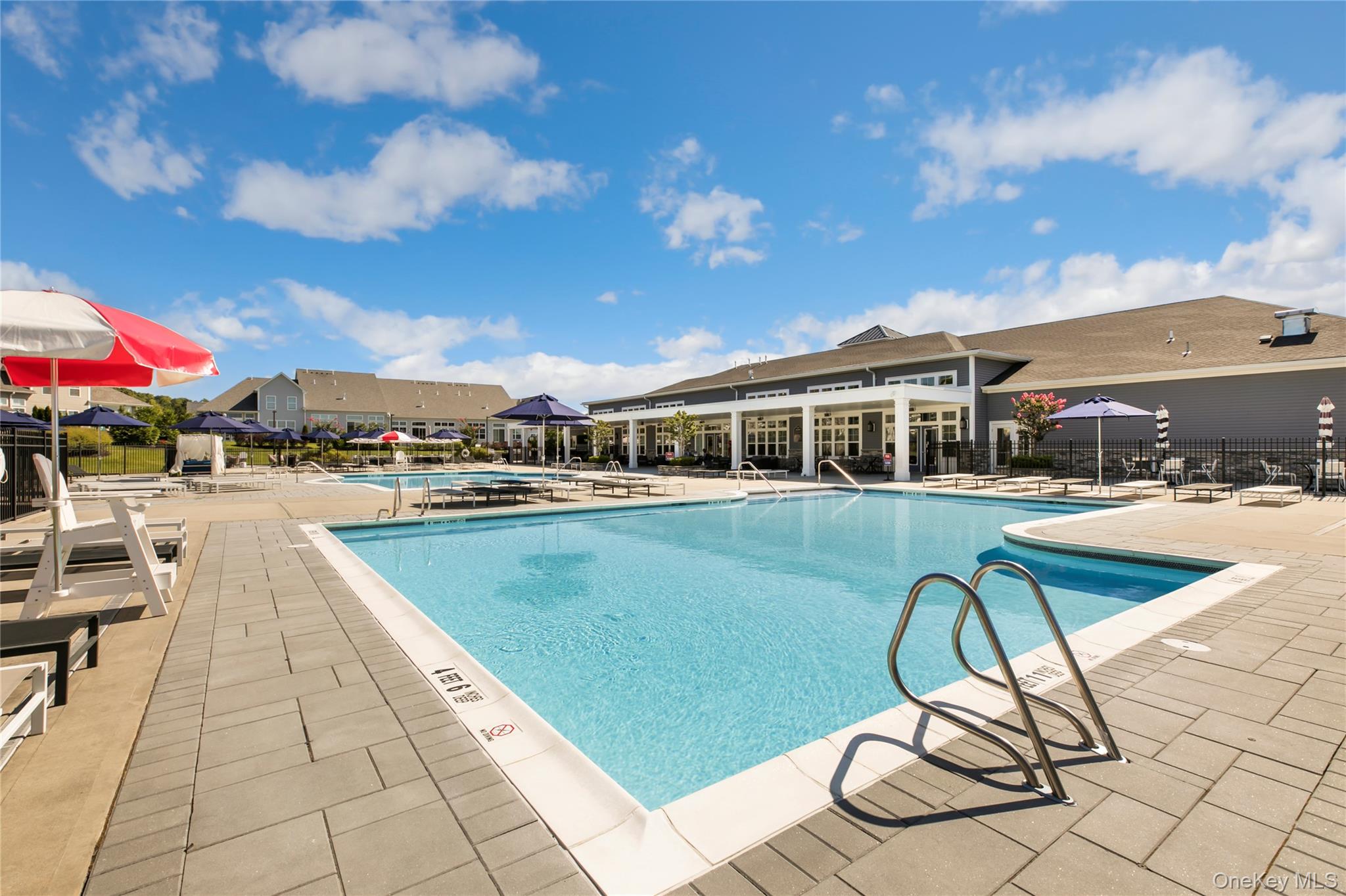 #8 photo, 329 Silver Timber Drive, सफ़ोक काउंटी Yaphank , NY 11980