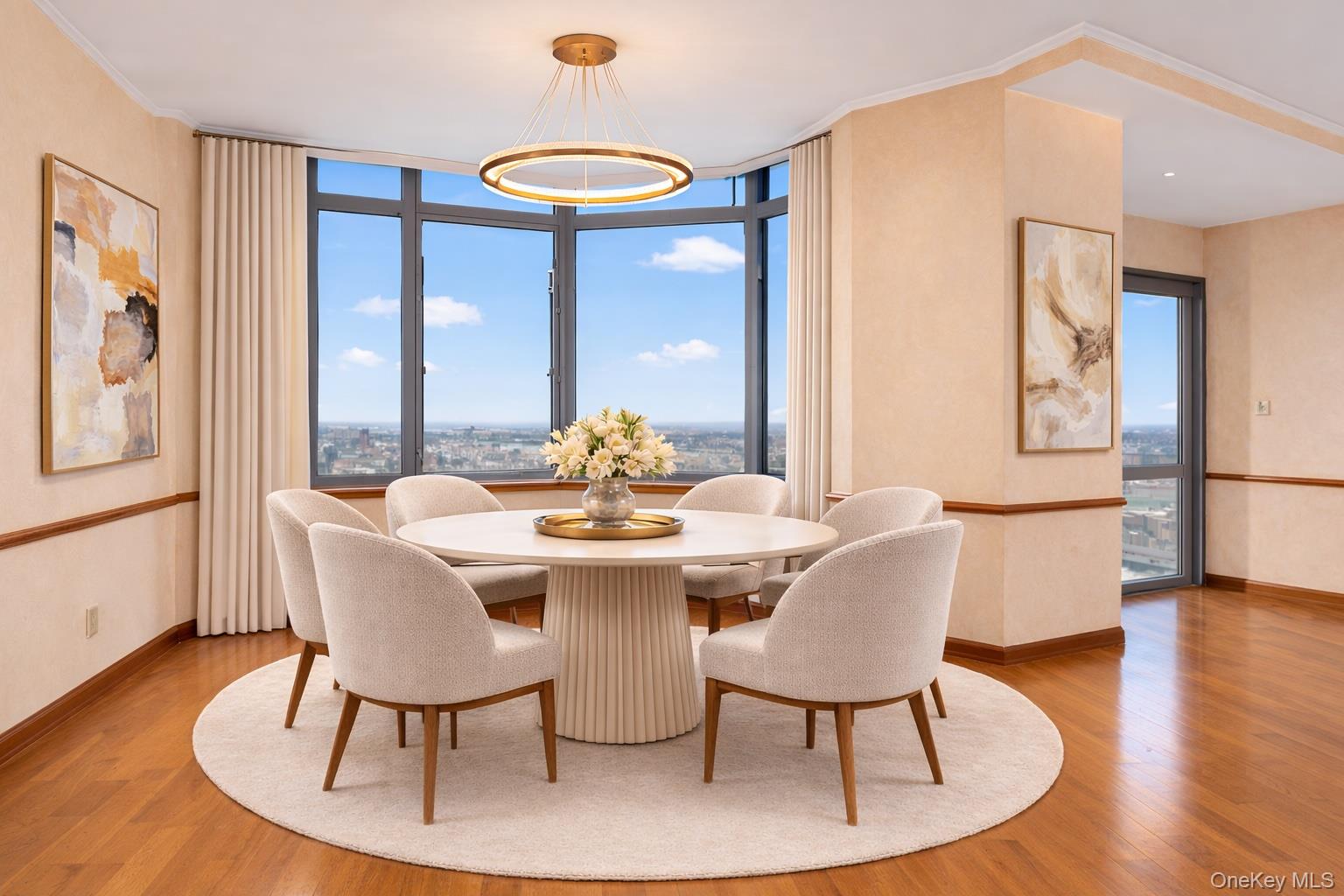 #3 photo, 112-01 Queens Boulevard, קווינס Forest Hills , NY 11375