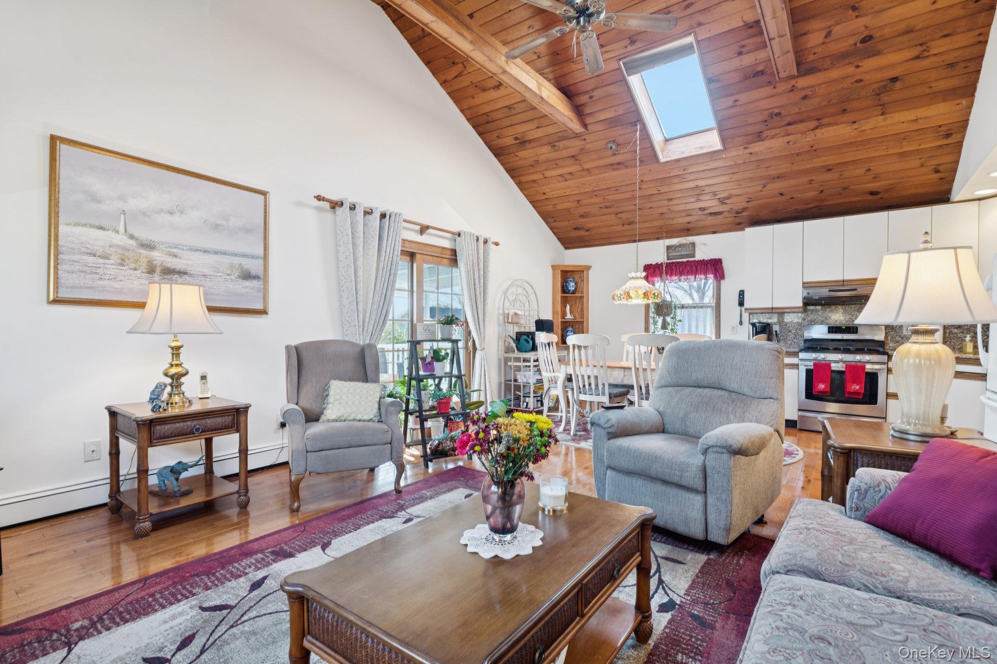 #5 photo, 444 Carnation Avenue, 长岛 Floral Park , NY 11001