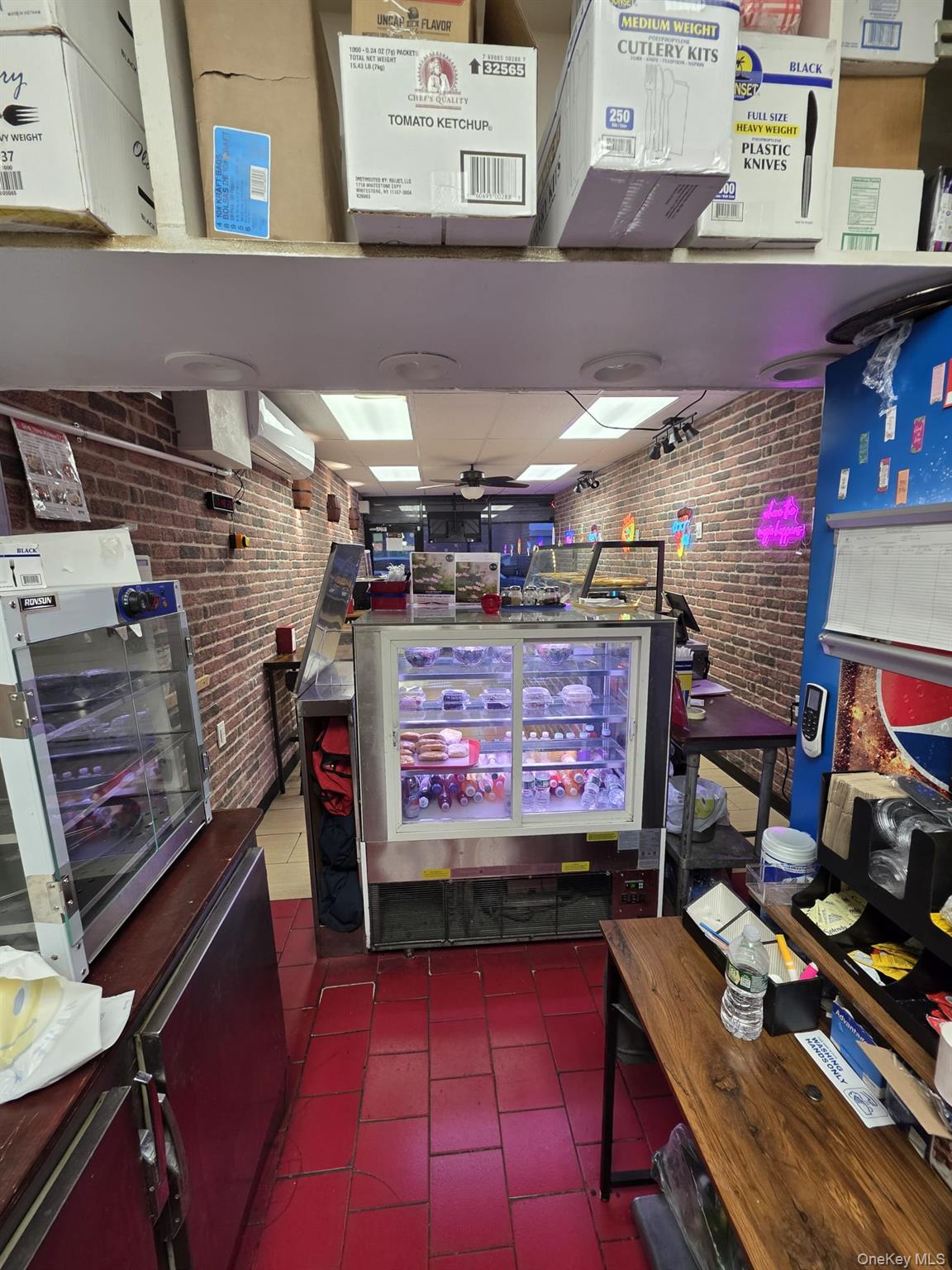 #8 photo, 1809 Williamsbridge, Bronx , NY 10461