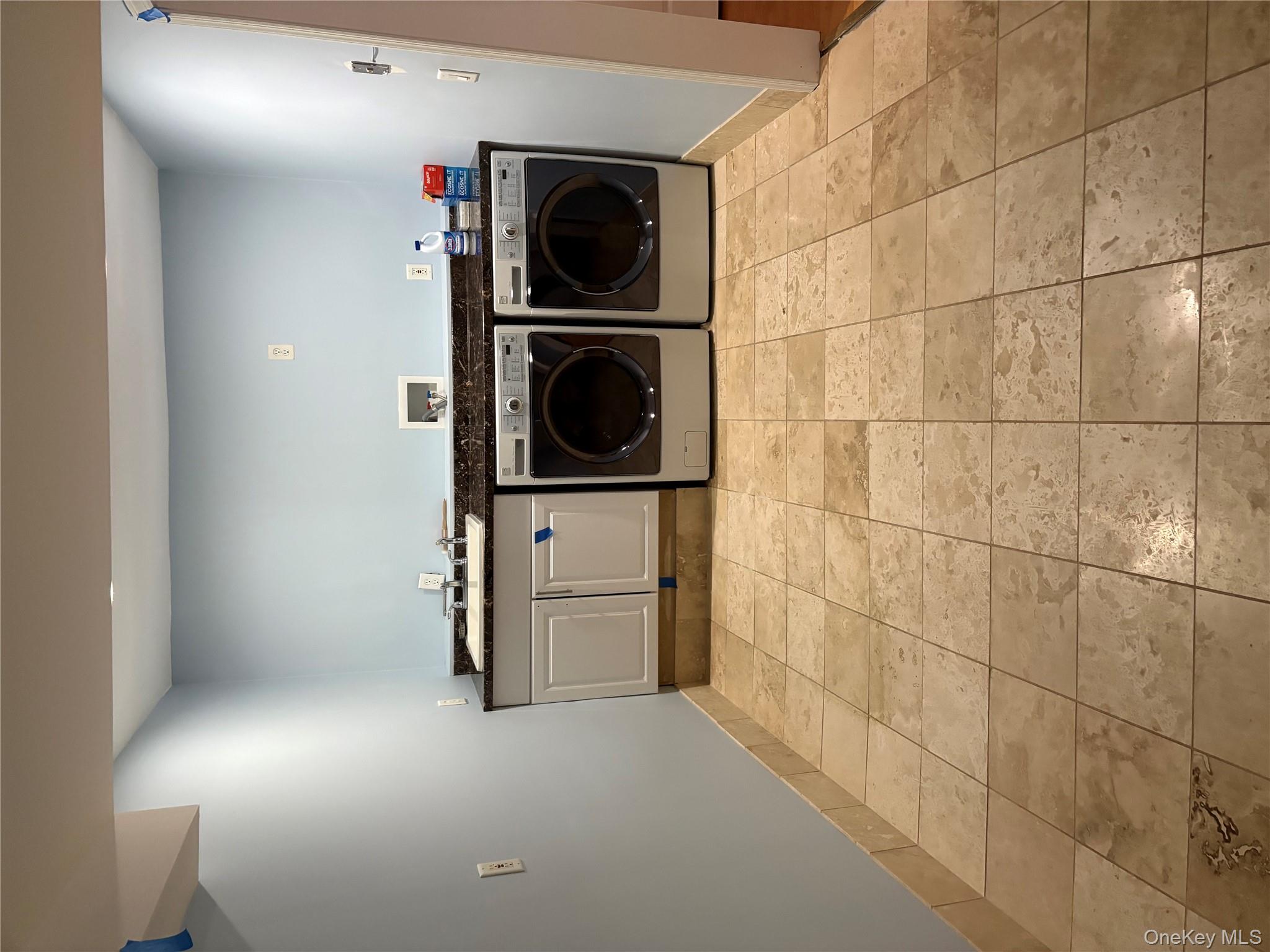 #12 photo, 18 Lakeside Drive, Valhalla , NY 10595