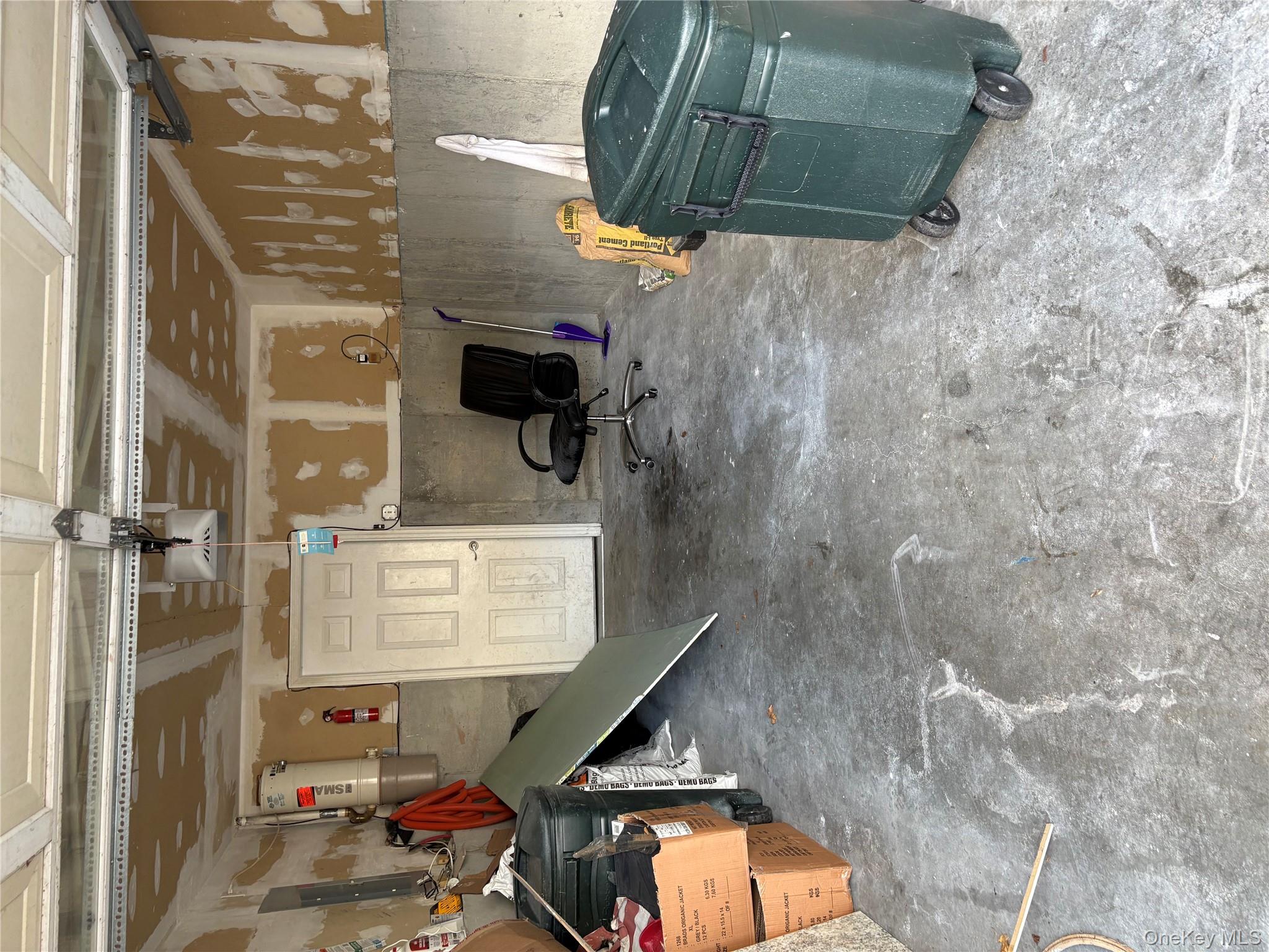 #16 photo, 18 Lakeside Drive, Valhalla , NY 10595