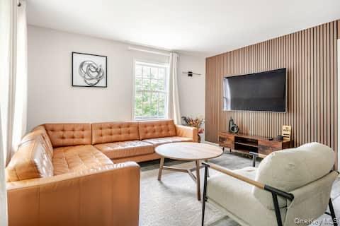 #13 photo, 1241 Ridgebury Road, New Hampton , NY 10958