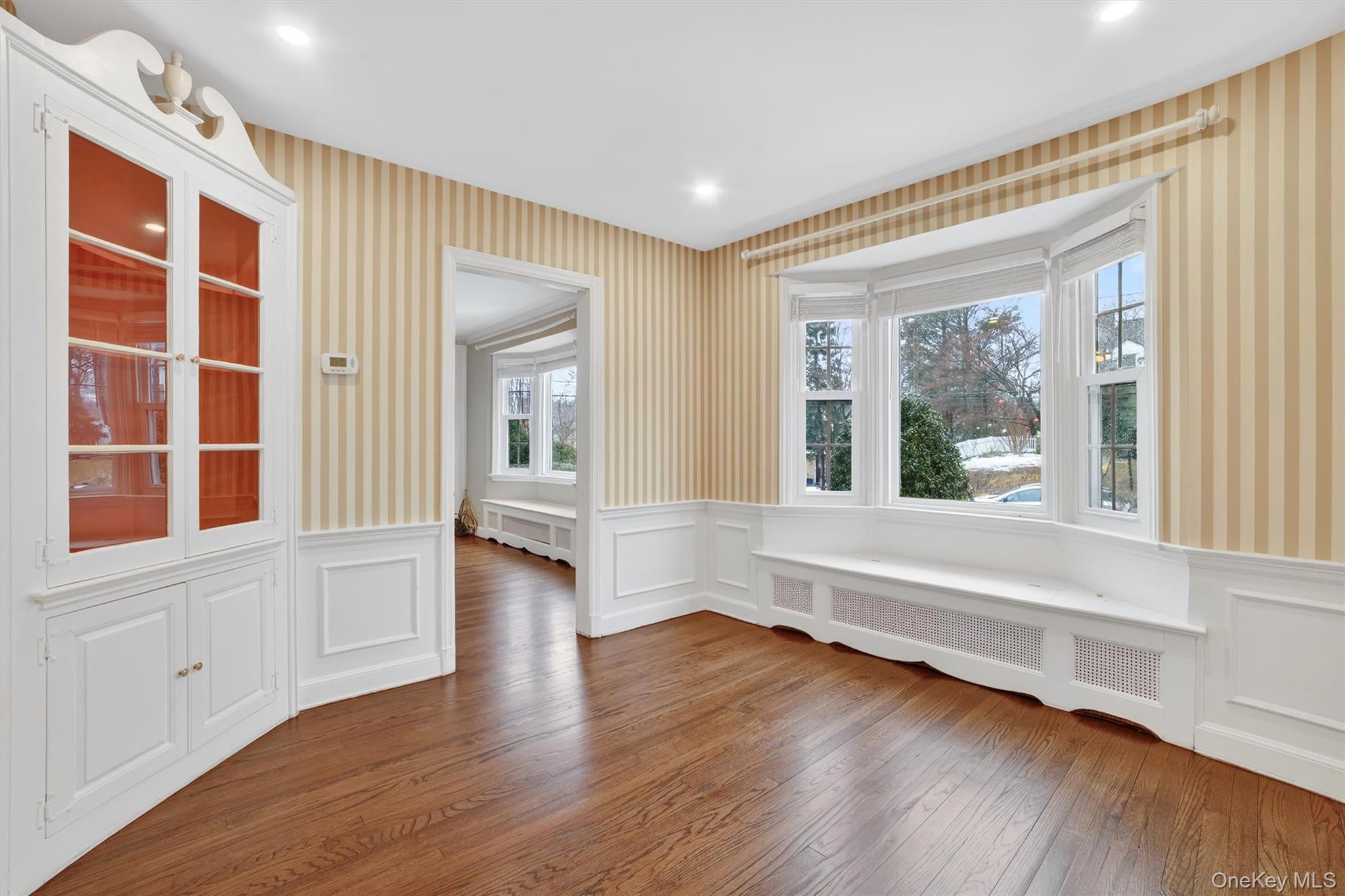 #7 photo, 30 Argyle Road, Rye Brook , NY 10573